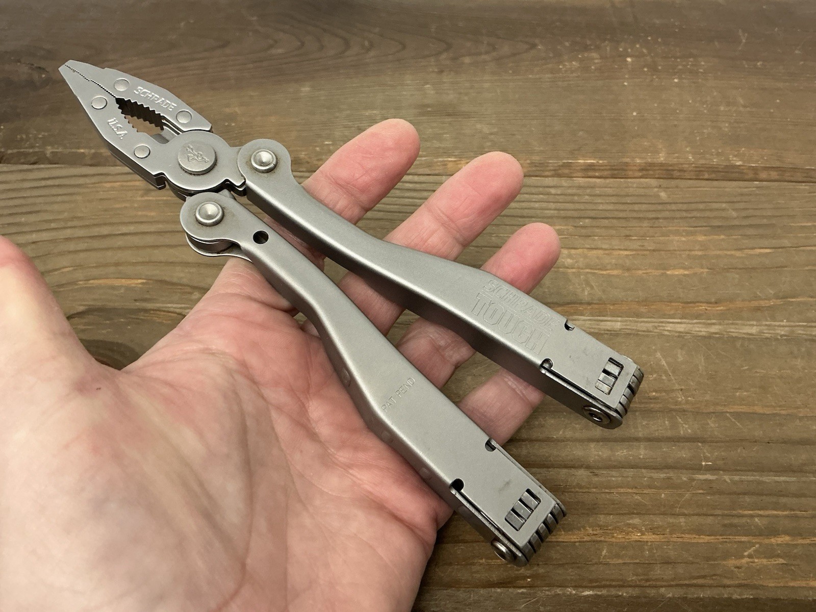 Schrade USA Tough Tool ST1 Multi-Tool Pliers Knife w Leather Sheath Nice!