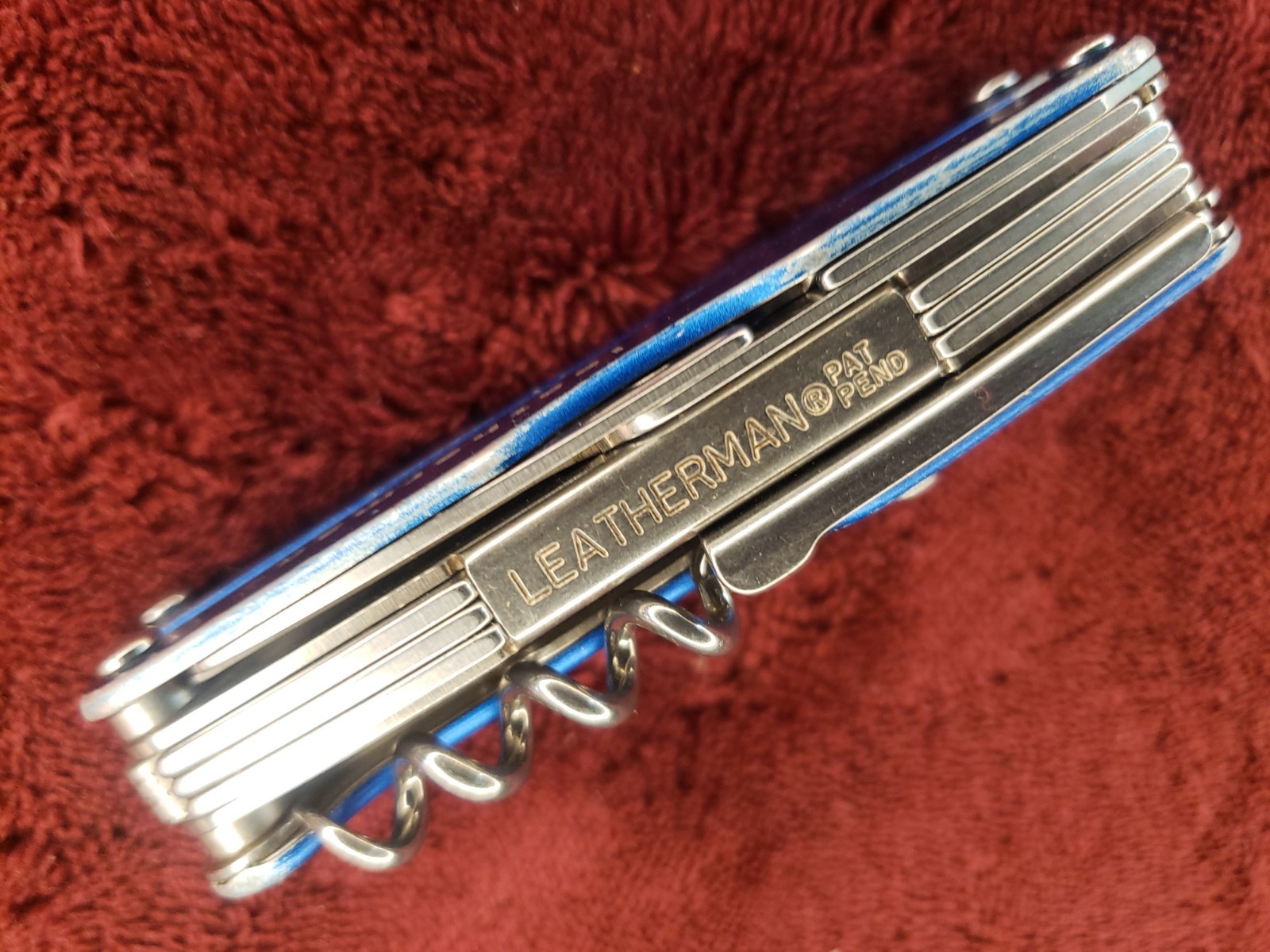 🔪 Leatherman Juice CS4 Multi-Tool Stainless Pliers Multi Tool Blue Read