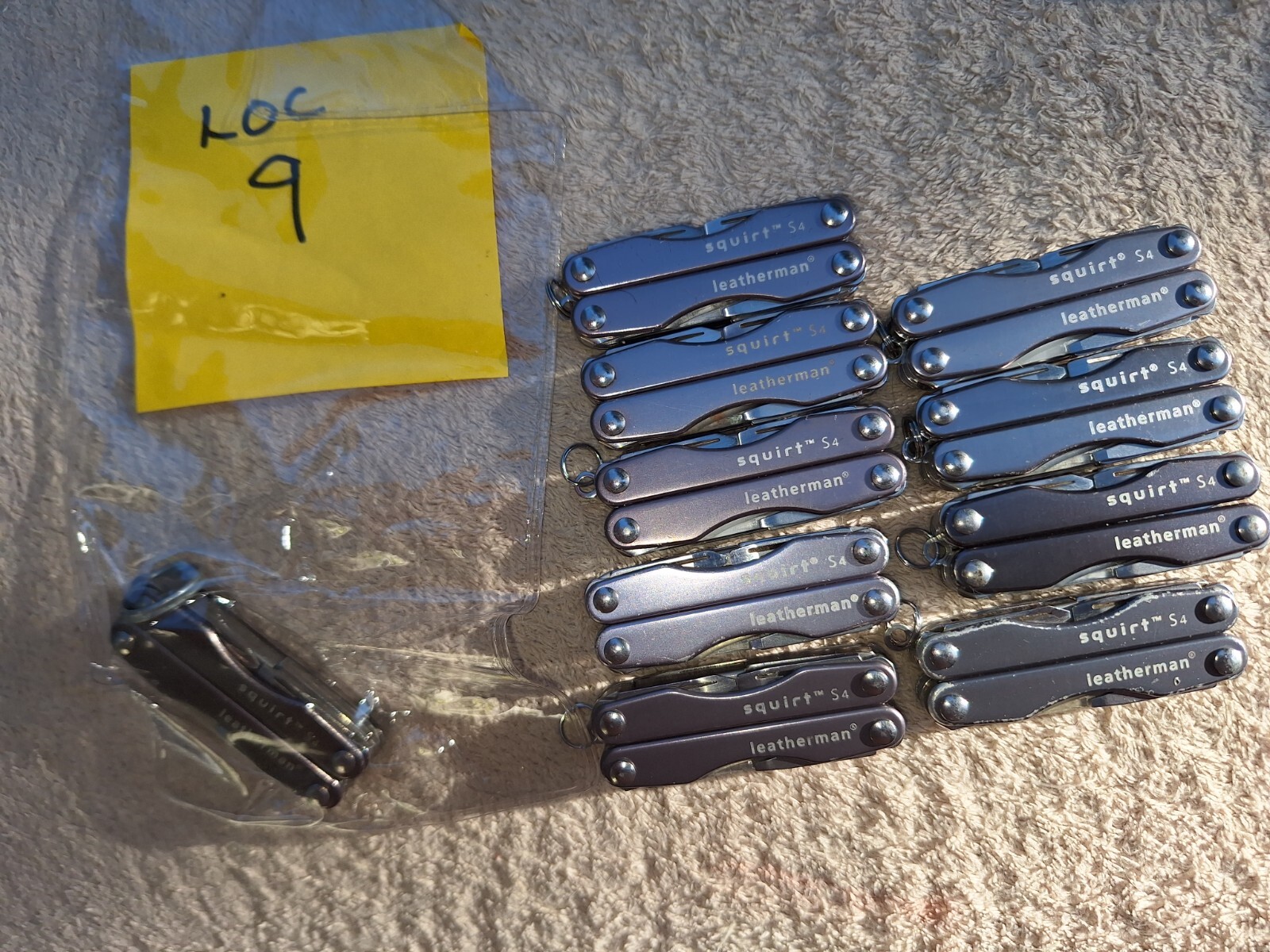 QTY 1 LEATHERMAN S4 SQUIRT Grey Multi Tool COLLECTORS GREAT GIFT Loc 9