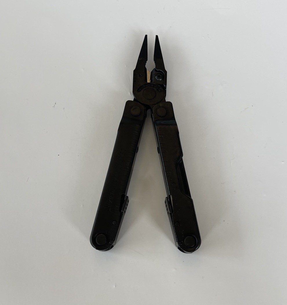 Leatherman REBAR 17-1 Black Multi-Tool W/Leatherman Nylon Sheath, Fast Ship!!!
