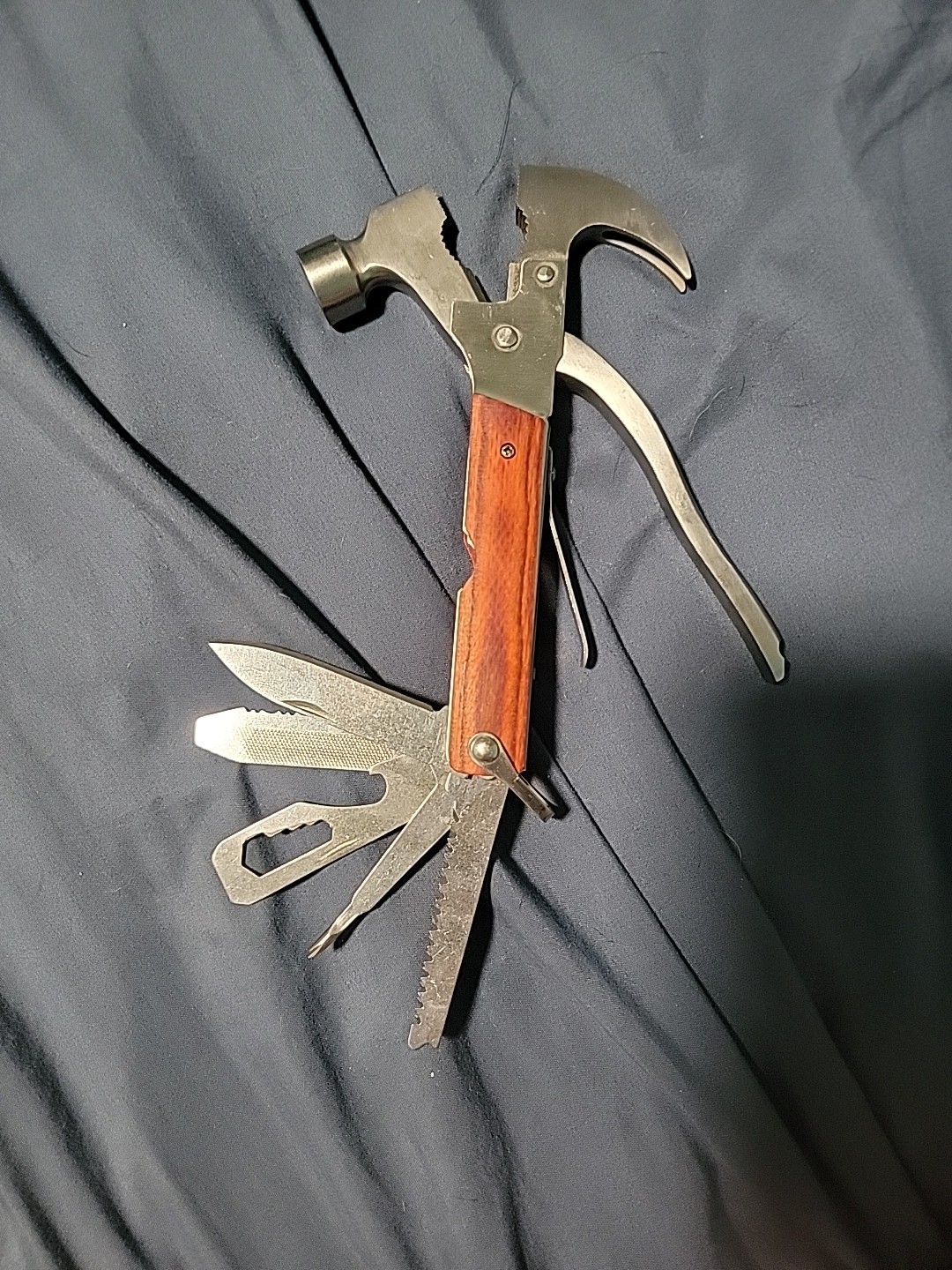 Mad Man 16 in 1 Stainless Multi tool Never Used