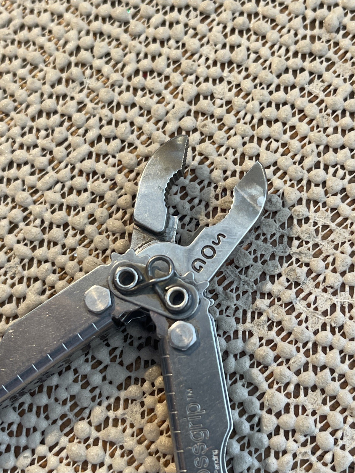 SOG Crossgrip Multi-Tool Compact Pocket Size Collectible- Pre-Owned