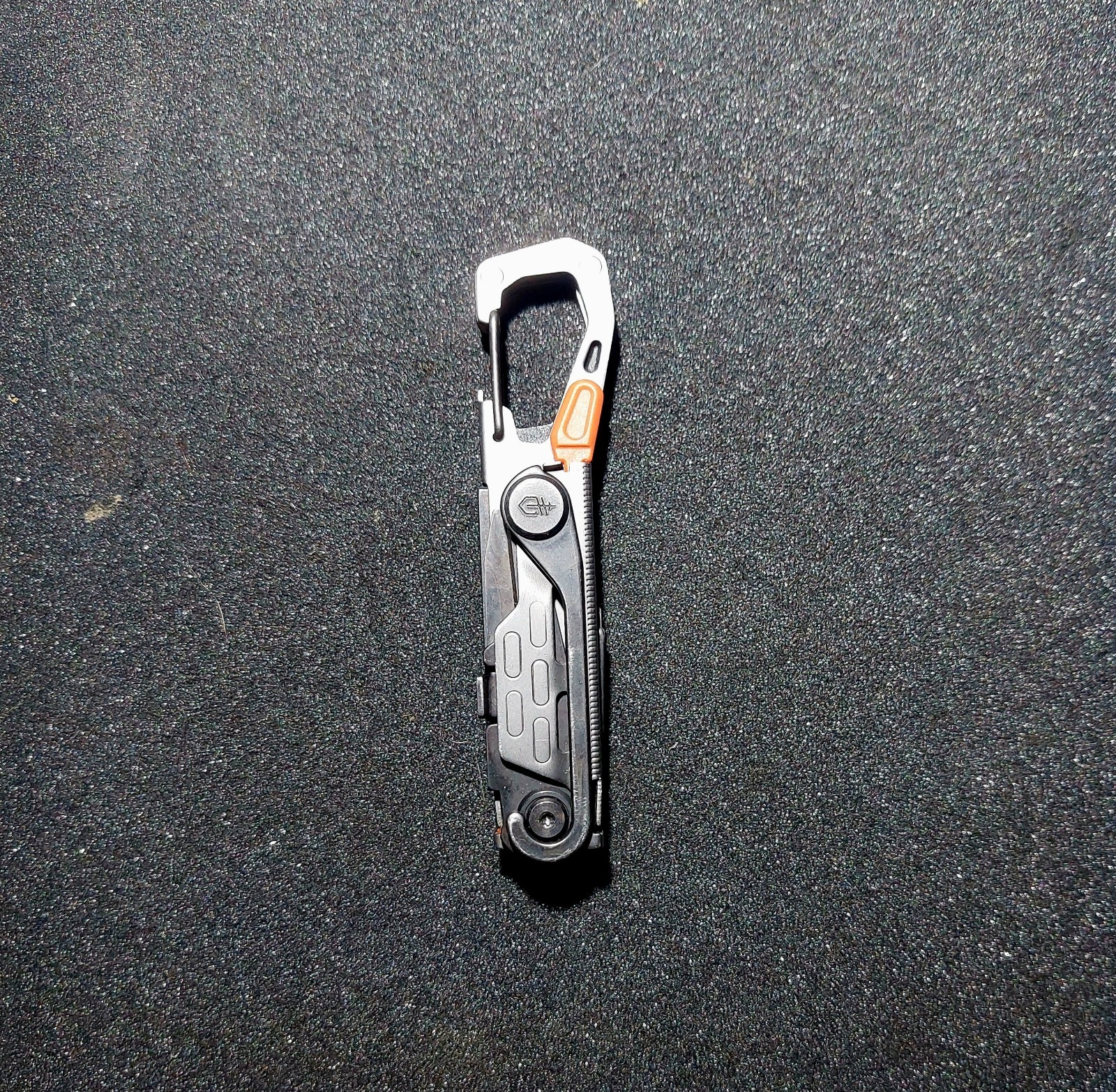 Gerber 30-001740 Stake Out Silver Multi Tool 11 Tools Camping Hunting Knife