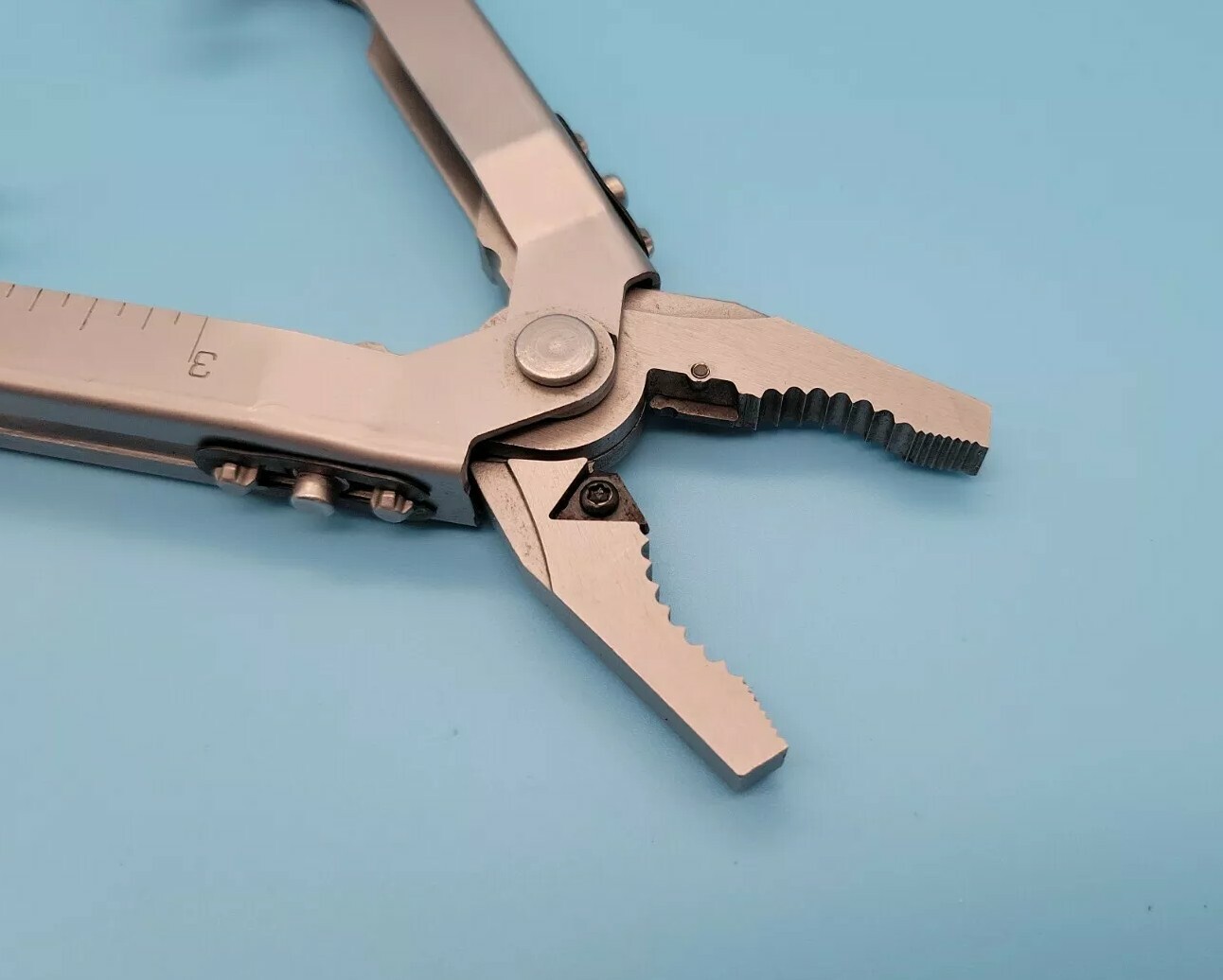 Gerber MP600 Multi-Plier Blunt Nose Multi tool Knife File SILVER