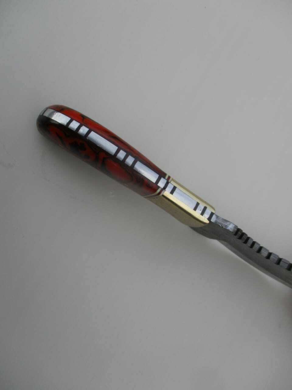 Damascus Steel Knife For Hunting And Outdoor Activities