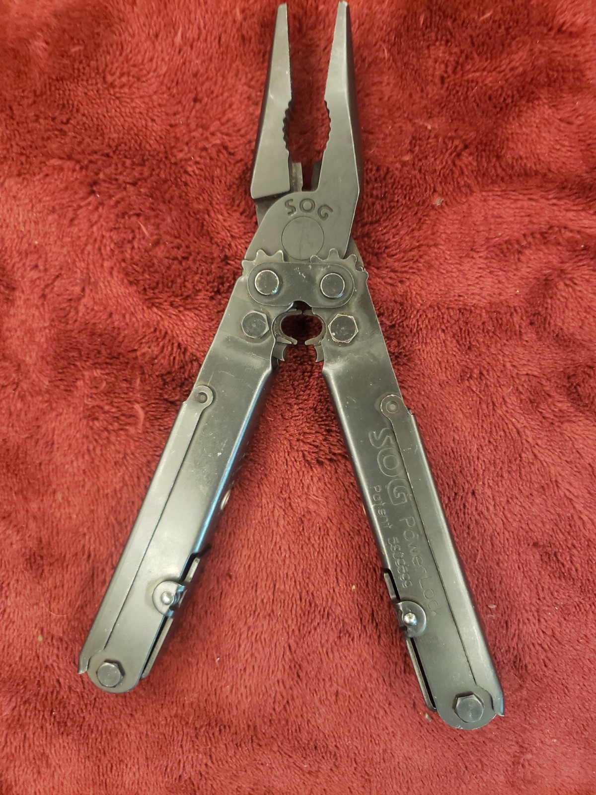 SOG PowerLock Multi tool Stainless