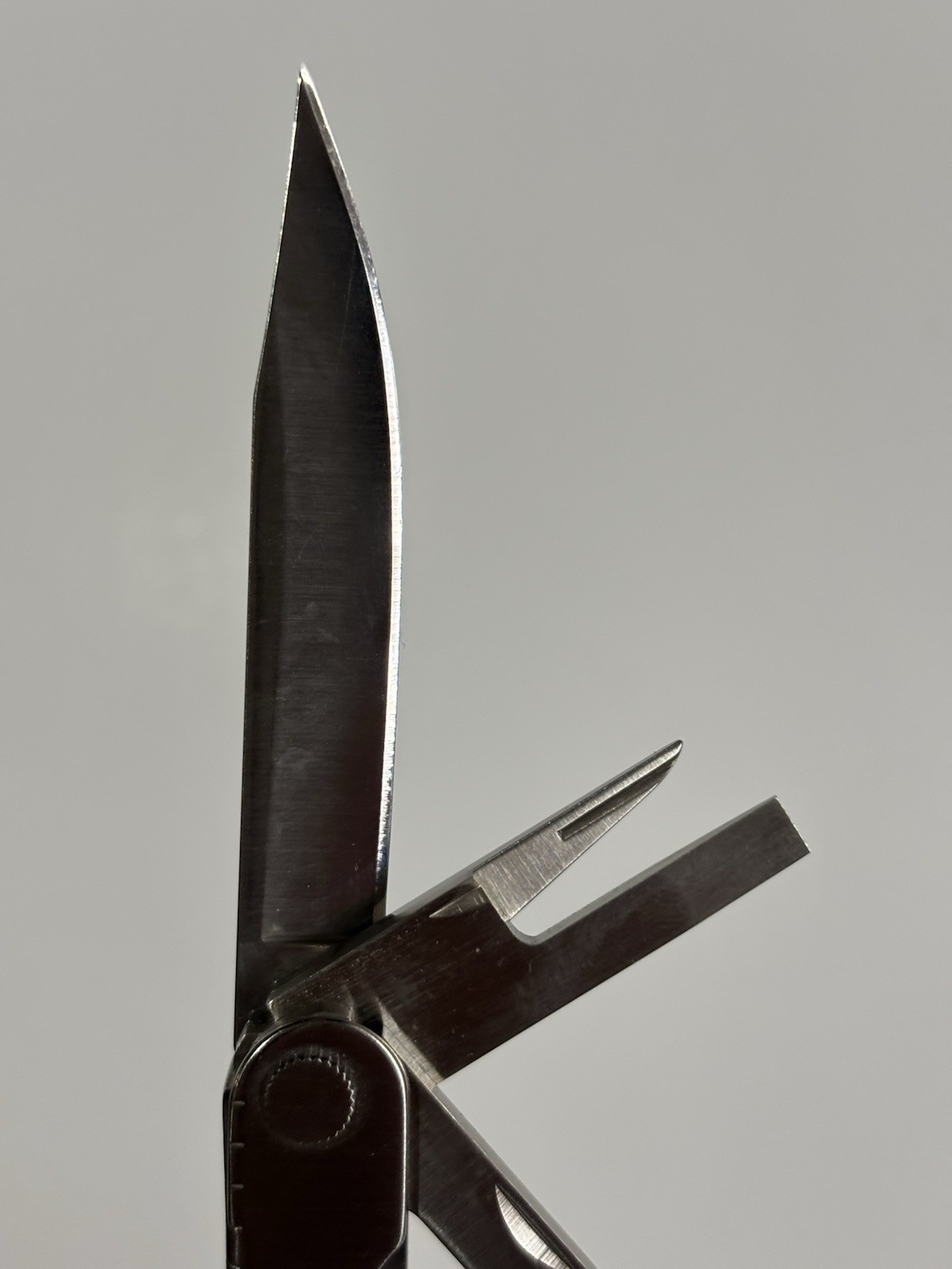 Cabela’s Leatherman World’s Foremost Outfitters 1325473 Portland OR