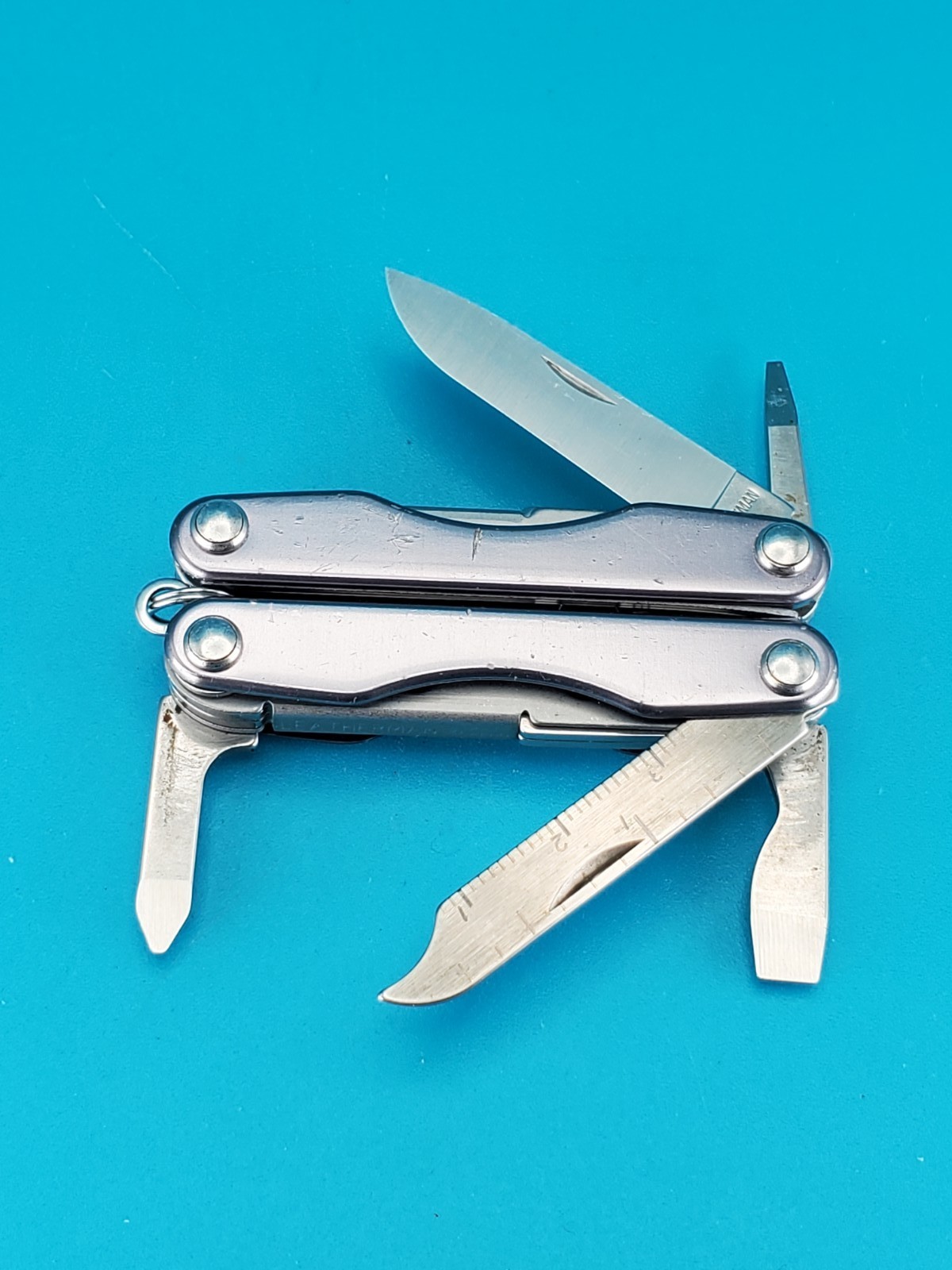 Leatherman Squirt S4 Multi-Tool, Key Ring, Retired, GRAY!