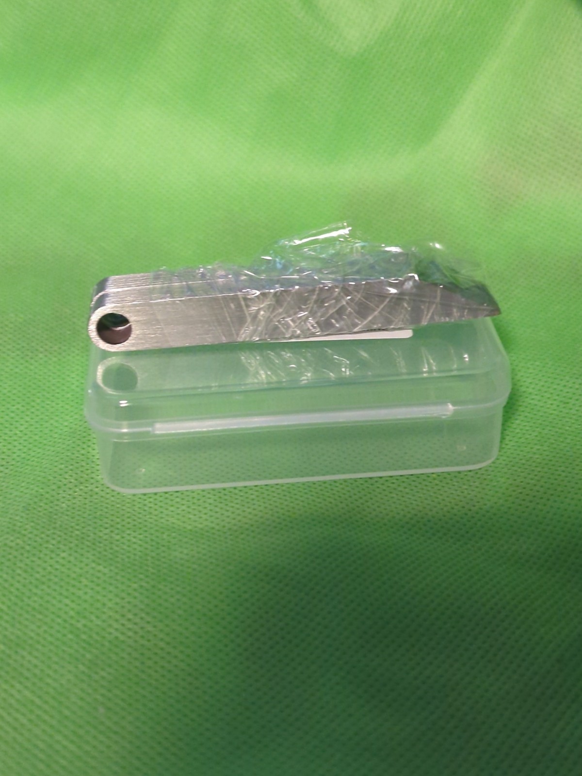 2 Pack EDC Pocket Pry Bar Mini Prybar Small Keychain