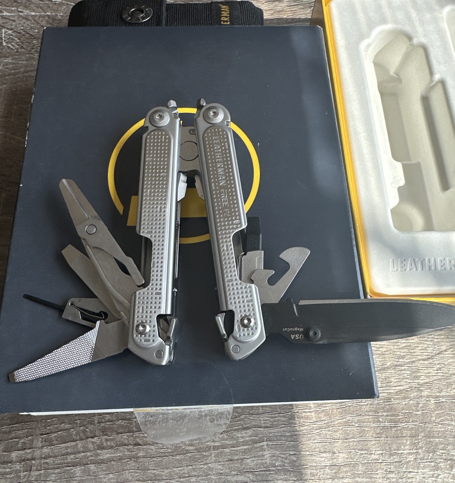 Leatherman FREE P2 Multitool with Arc Magnacut Blade And More