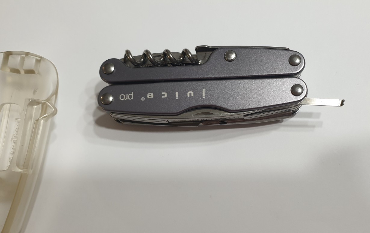 🔥🔥🔥 Leatherman Juice Pro Polycarbonate Case 23 Tools Ltd Ed Costco Mint Rare