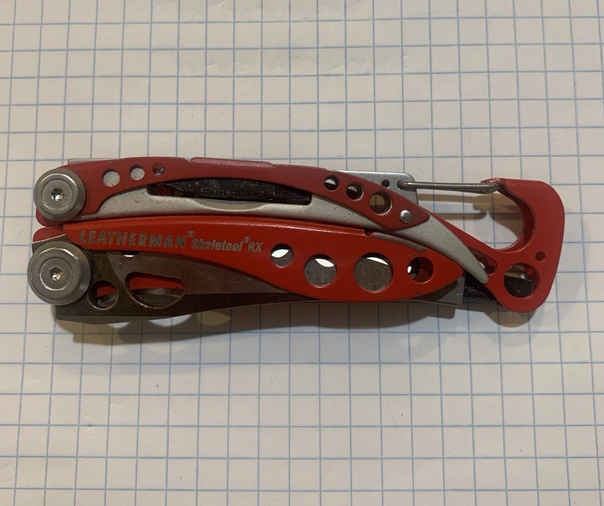 Leatherman Skeletool RX Multi Tool 154CM Serrated Blade Rescue Glass Breaker