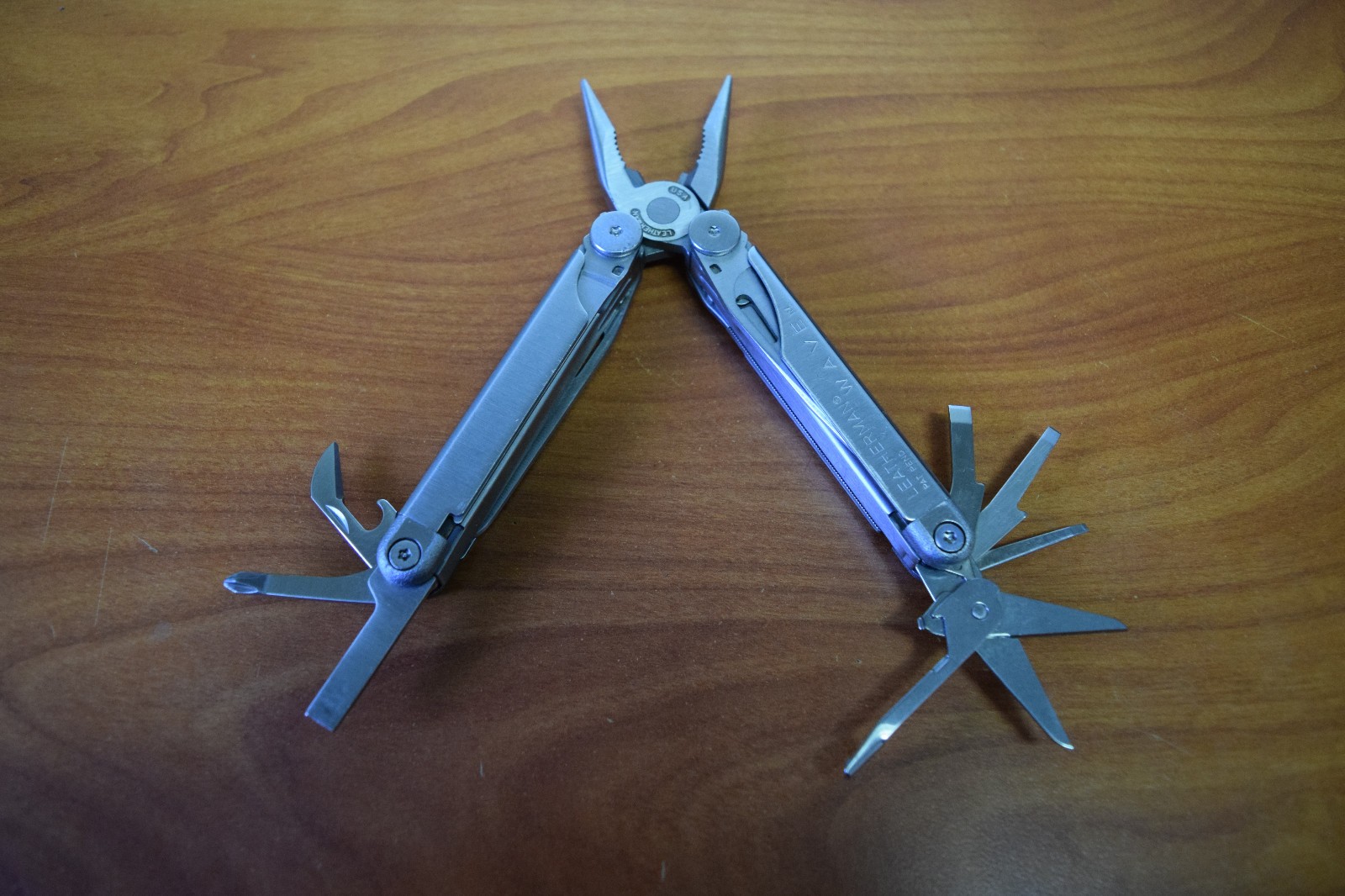 Leatherman Wave multi tool 1999 discountinued model (rare) USA made