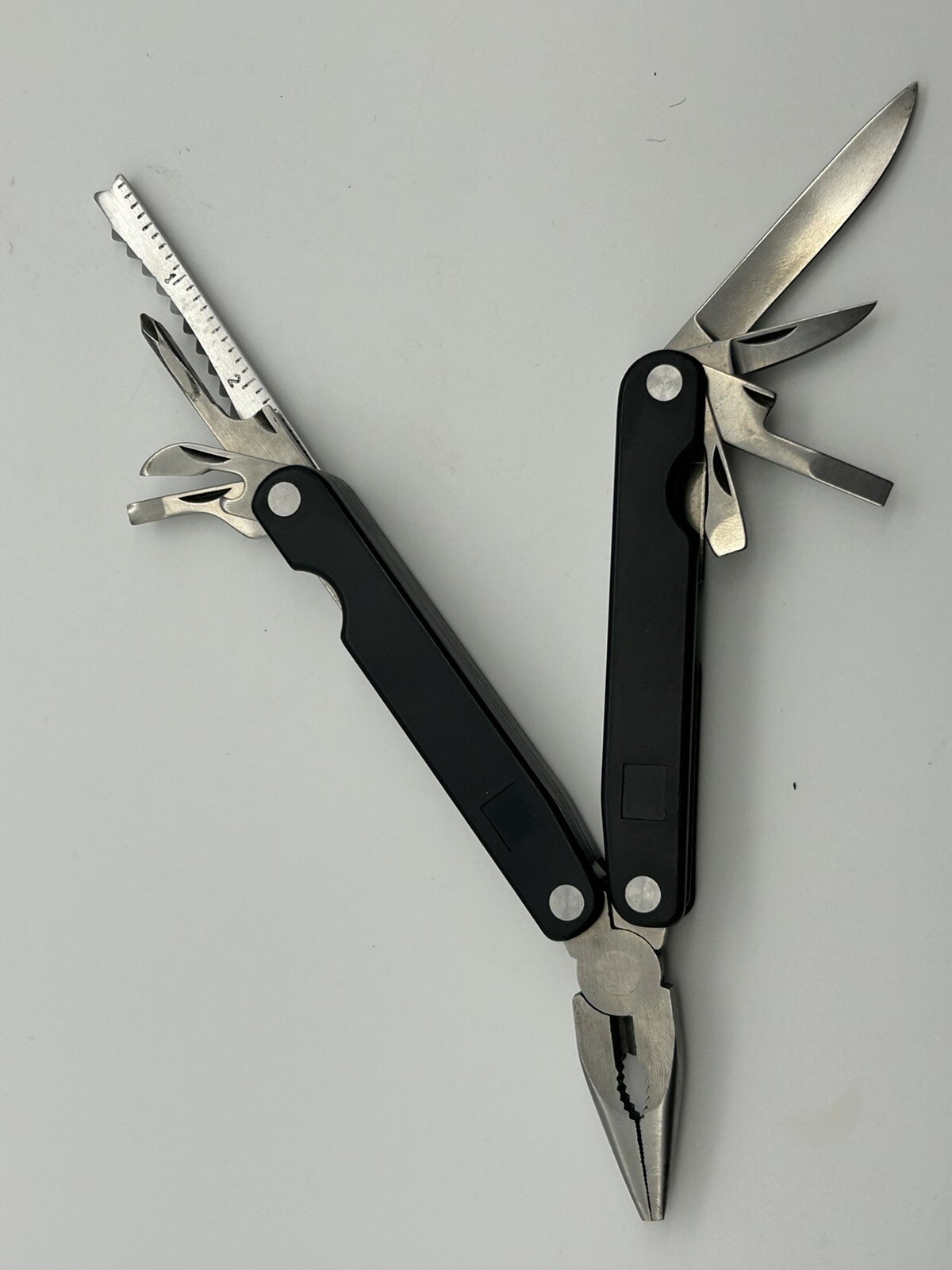 Remington foldable survival multi-tool knife China Stainless Fold To 4” Black