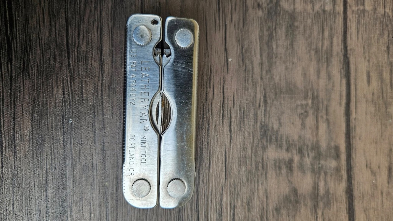 Leatherman MINI TOOL Multitool Variant w/US PAT 4744272 A8