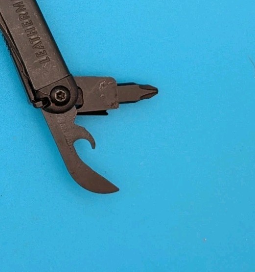 Leatherman Wave Plus + Multi-Tool! FAST SHIPPING! BLACK! WITH SHEATH! *MON PAPA*