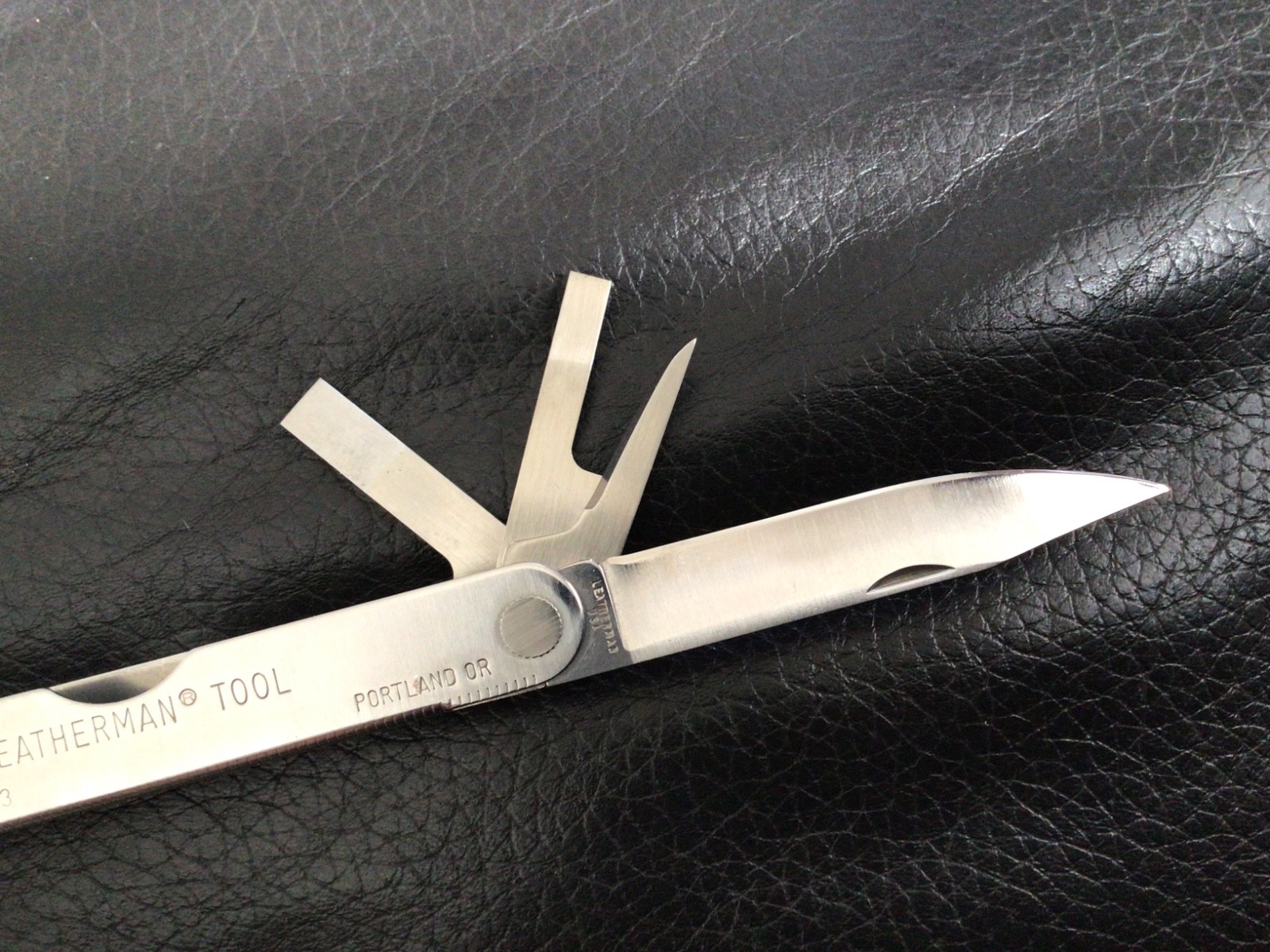 Leatherman multi tool TM1325473 Portland OR , super clean only wear on the file.