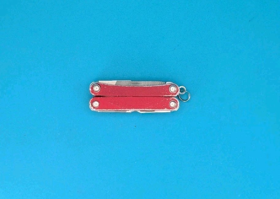 Leatherman SQUIRT PS4 Multi-Tool With Pliers Scissors Knife RED!