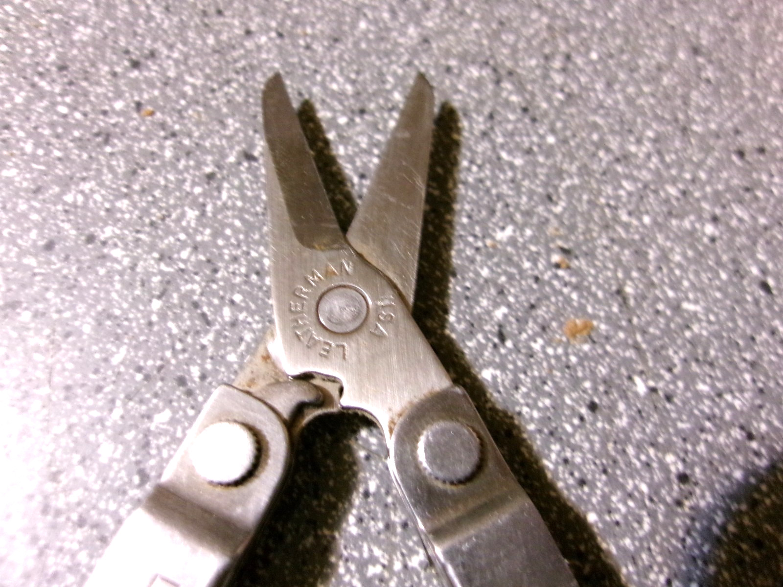‘Leatherman – Micra’ Multi-Tool USA 6 Bits and a Scissors Keychain Ceo