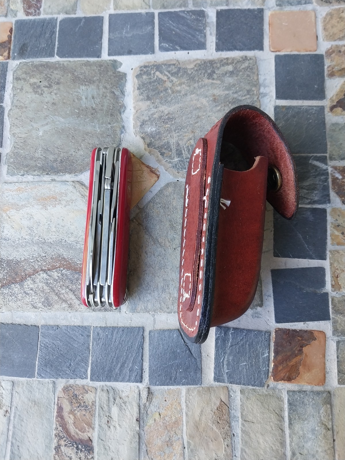 Victorinox Swiss Army 12-Tool Red Knife w/ Leather Pouch