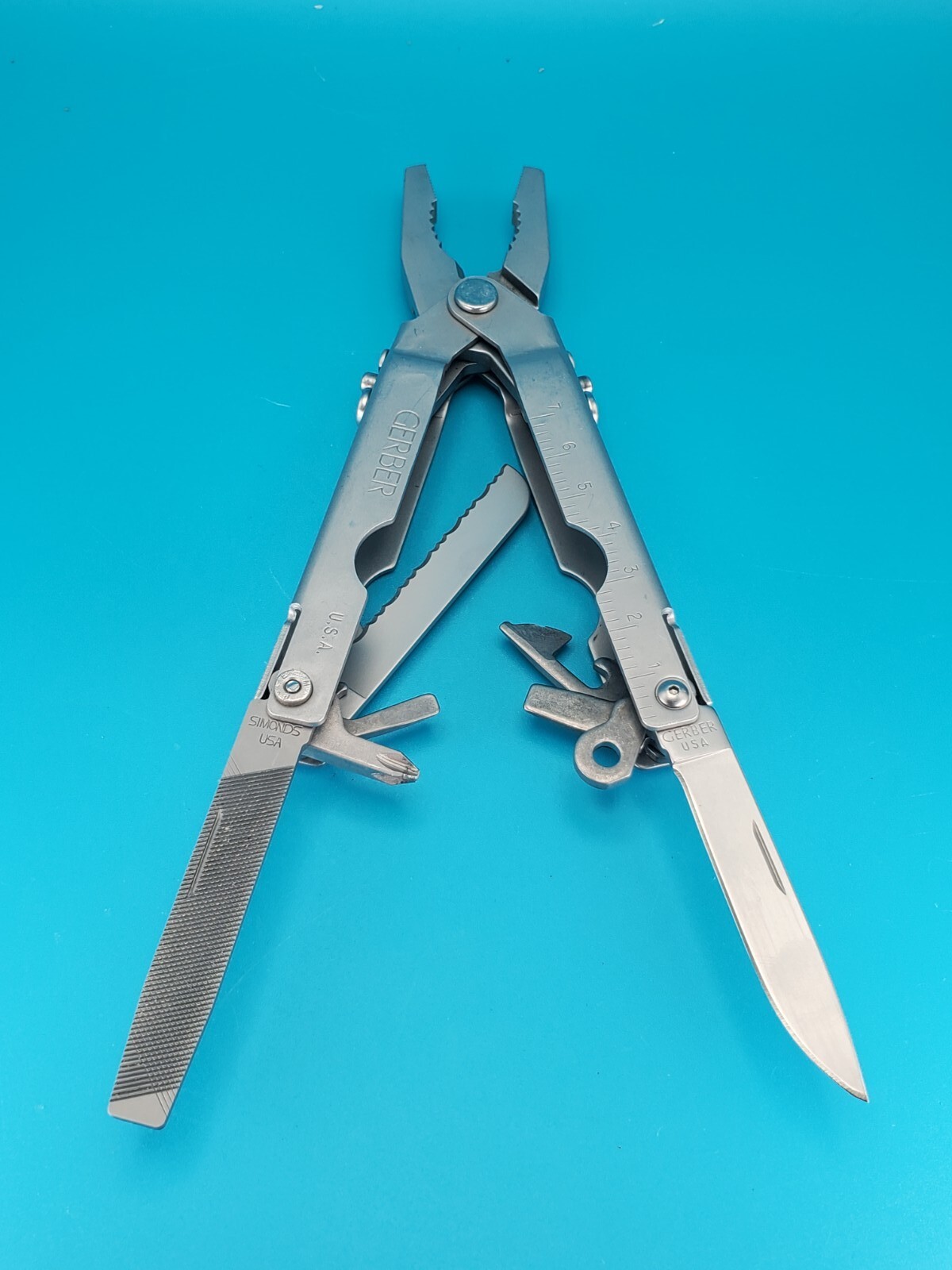 Vintage Gerber Stainless Steel Needlenose MP400 Multi-Tool Pliers! With Sheath!