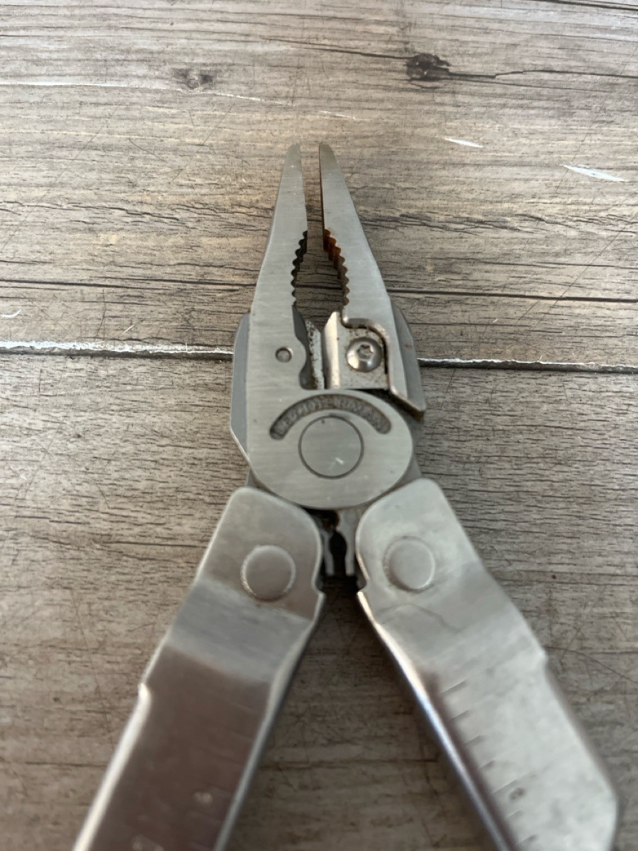 LEATHERMAN SUPERTOOL 300 (PSN041257)