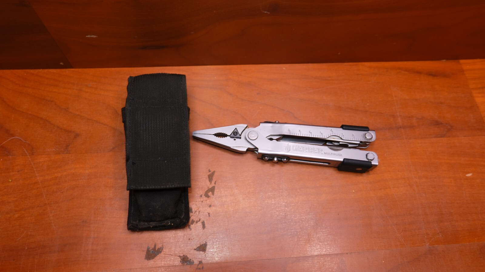 Gerber MP600 Multi-Tool Multi-Plier Needlenose Carbide Cutters Stainless #17
