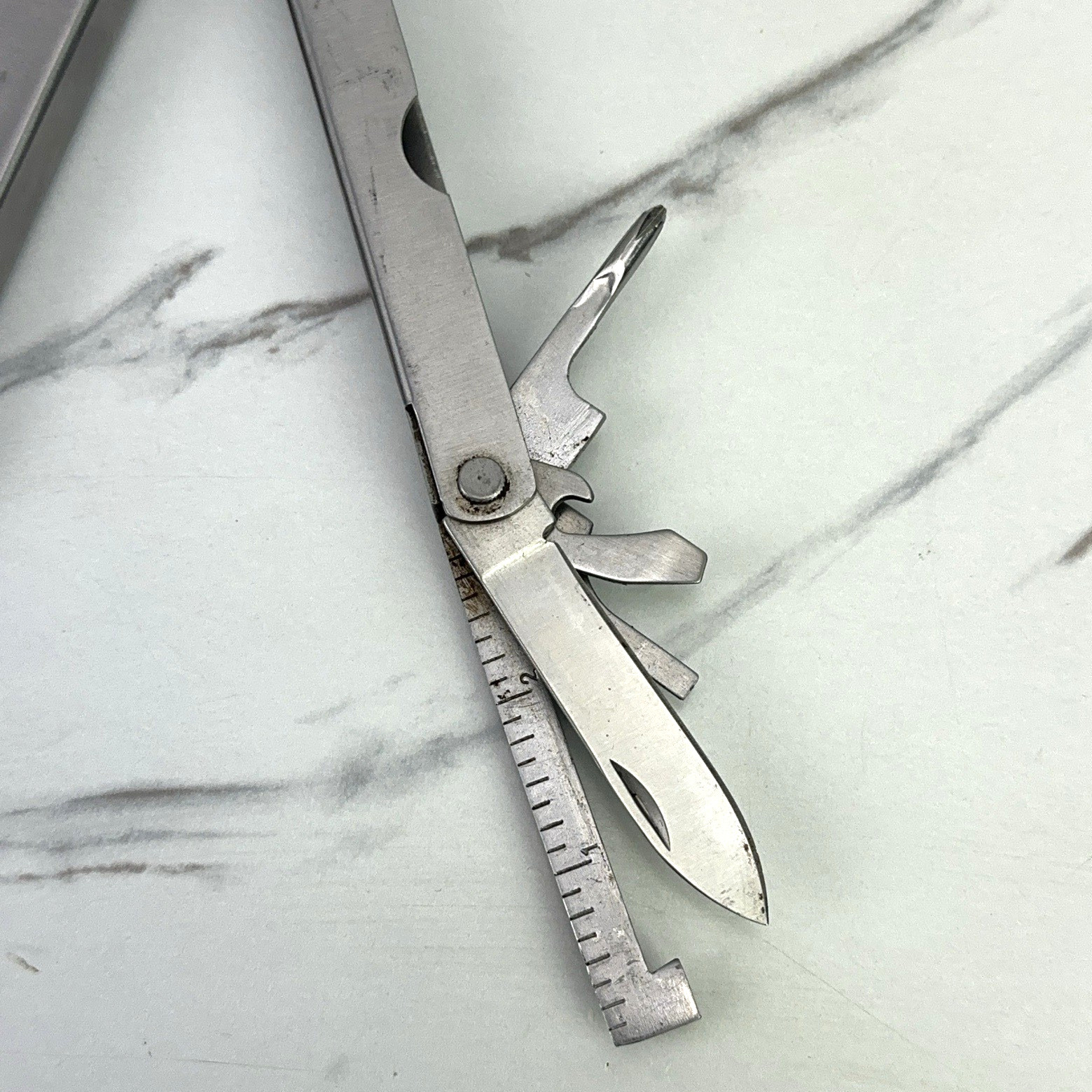 Alltrade 9-in-1 Stainless Steel Scissors Saw Knife Screwdriver Pliers Multi-tool