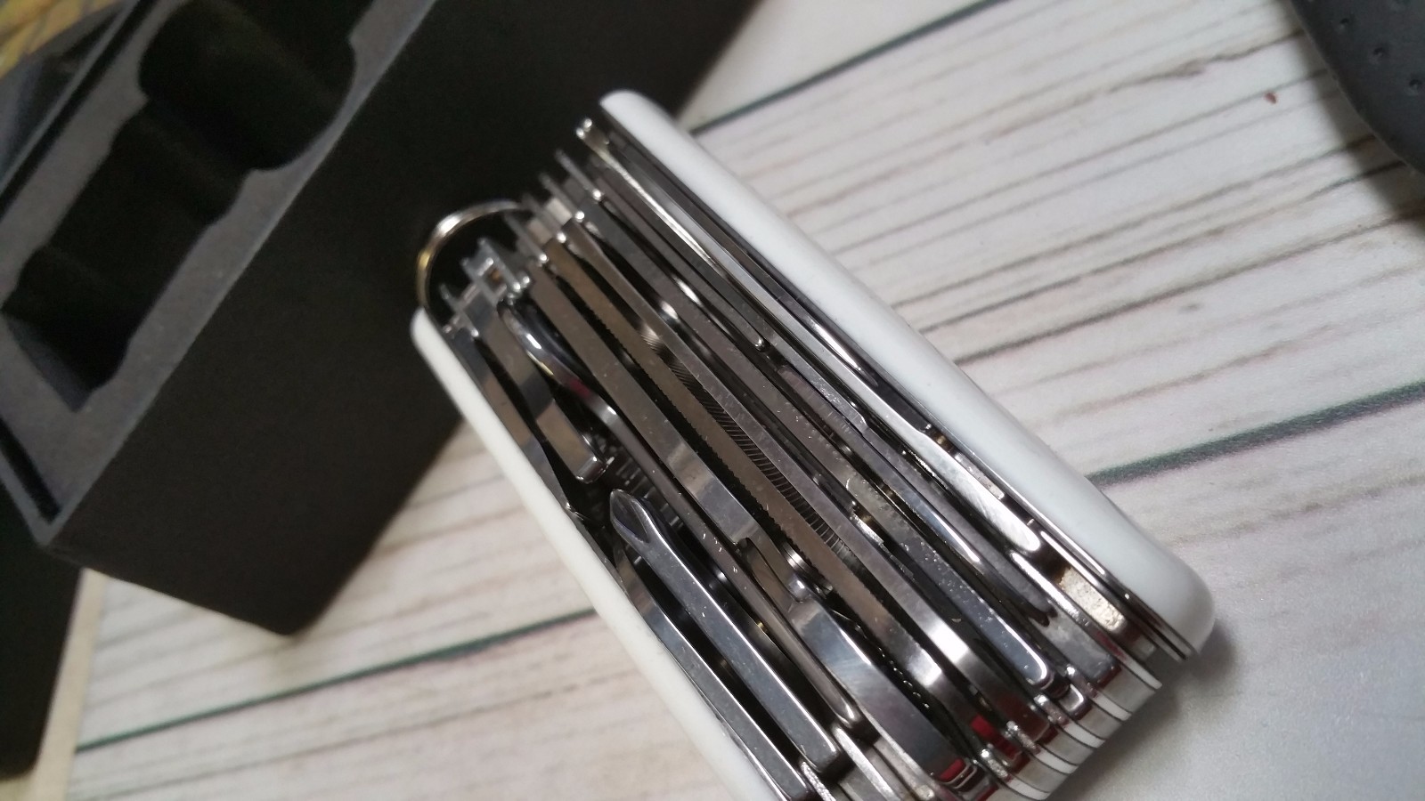 New deluxe white keychain Multi tool- FAST USA SHIPPING