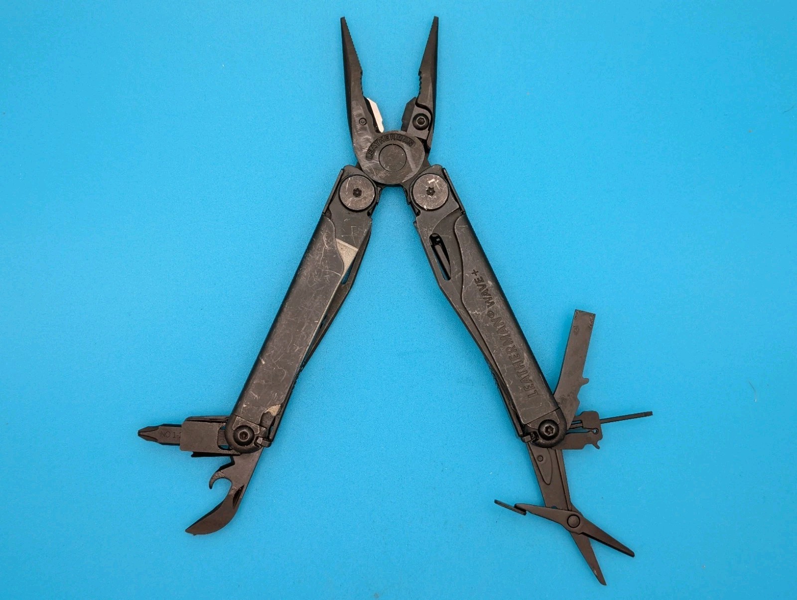 Leatherman Wave Plus + Multi-Tool! FAST SHIPPING! BLACK! WITH SHEATH! *MON PAPA*