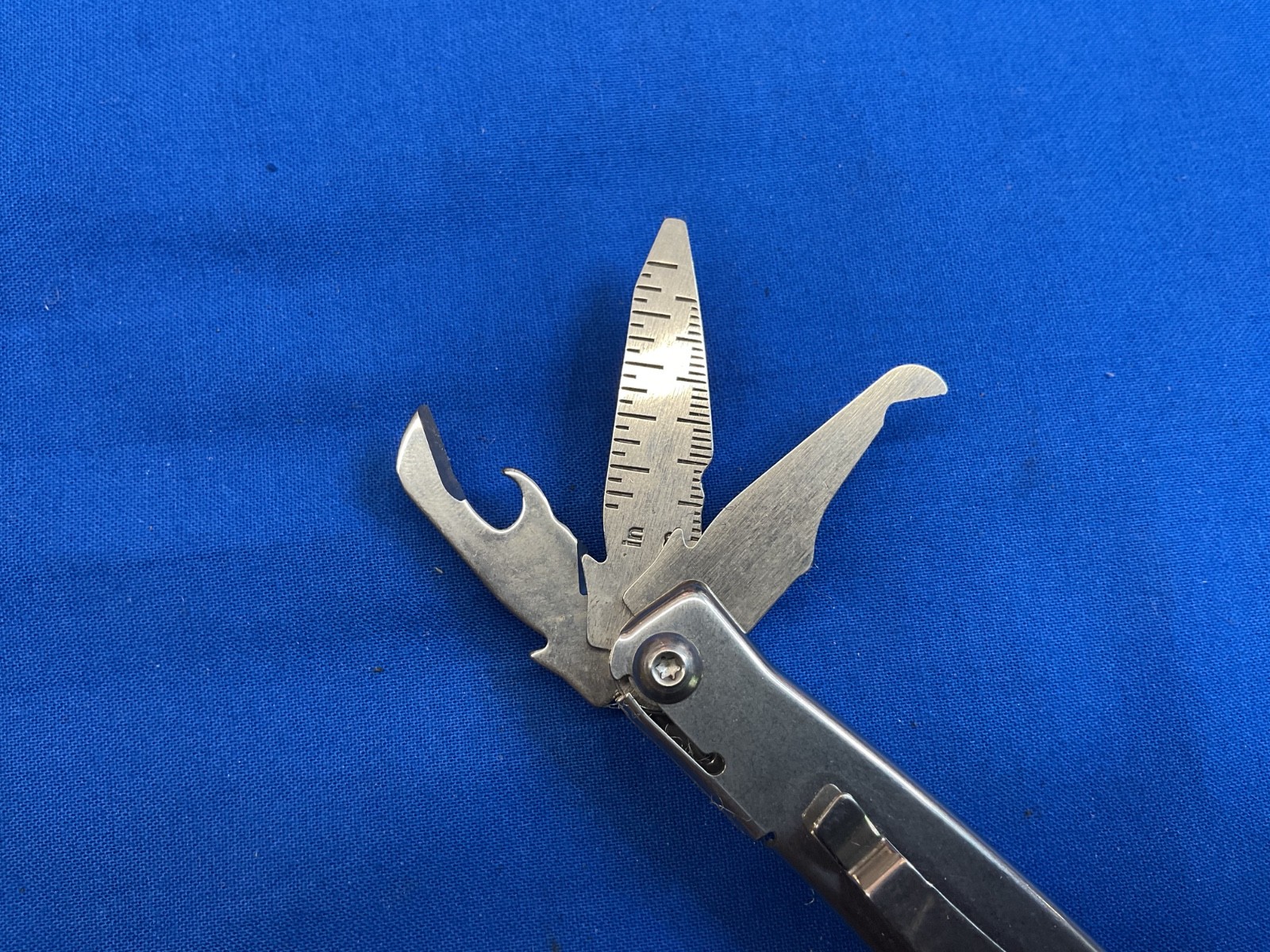 Leatherman Rev Multi-Tool Knife Plier 2024 Date Code