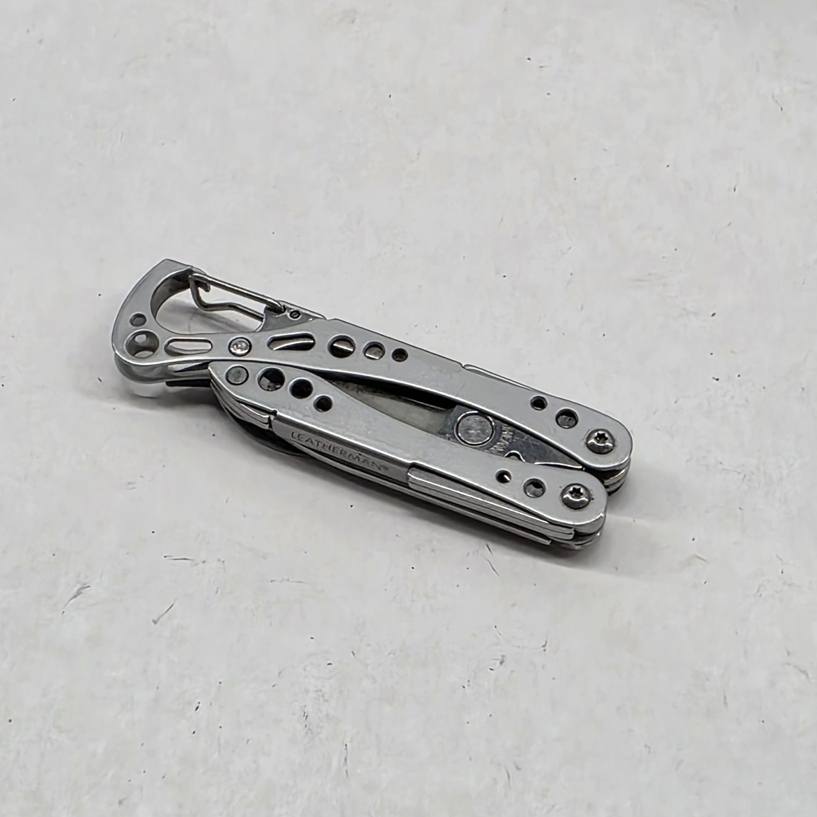 Leatherman Style CS Black Multi-Tool Carabiner tweezers, Retired