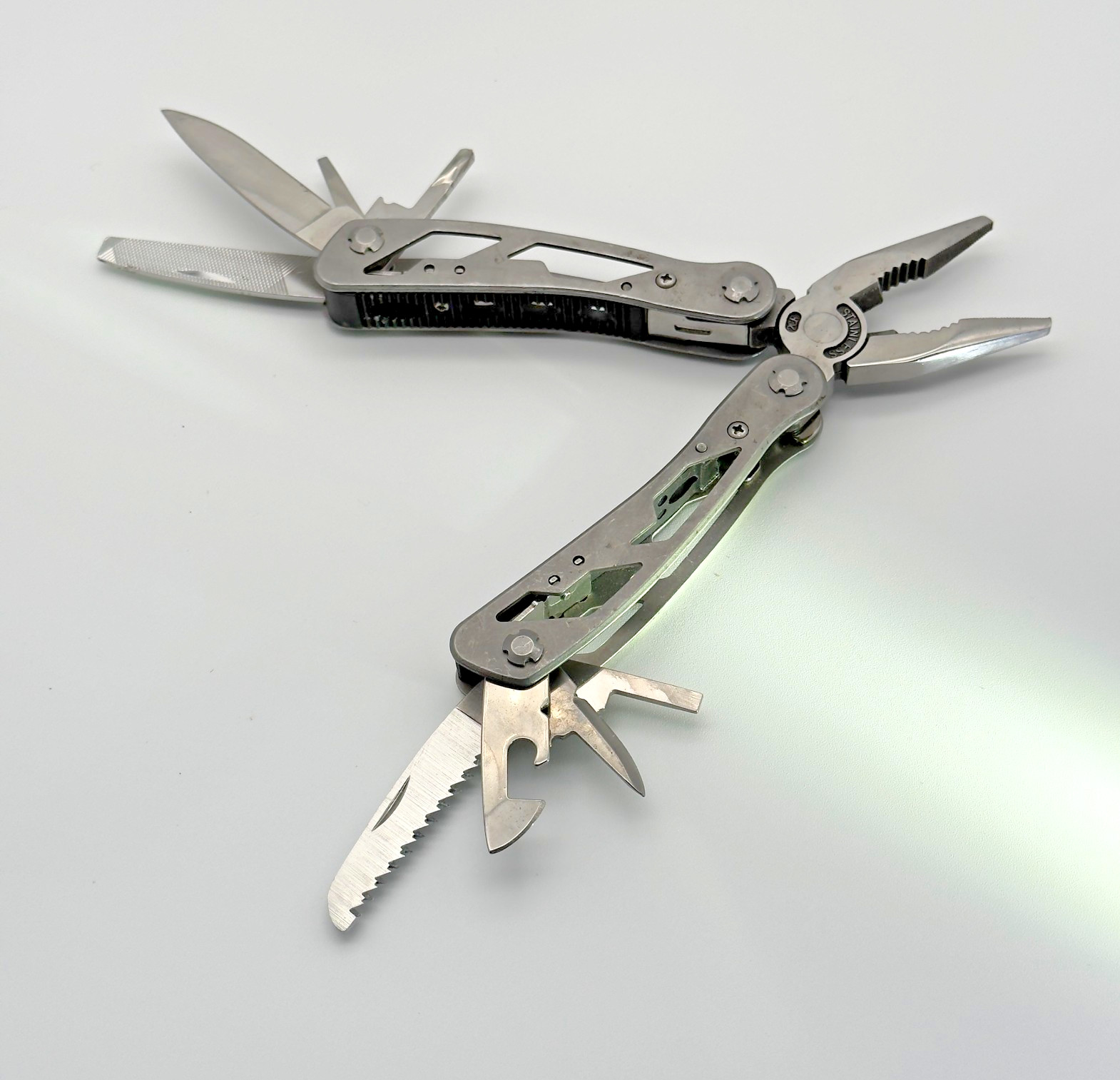 Stanley Multi Tool 2CR 12 in 1 Pocket Knife Pliers Saw Screwdriver File
