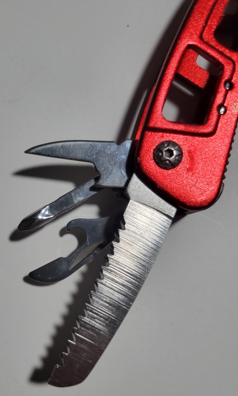 Snap-on Multi-tool Pocket Knife Pliers Red Stainless Steel 9 Tools in 1