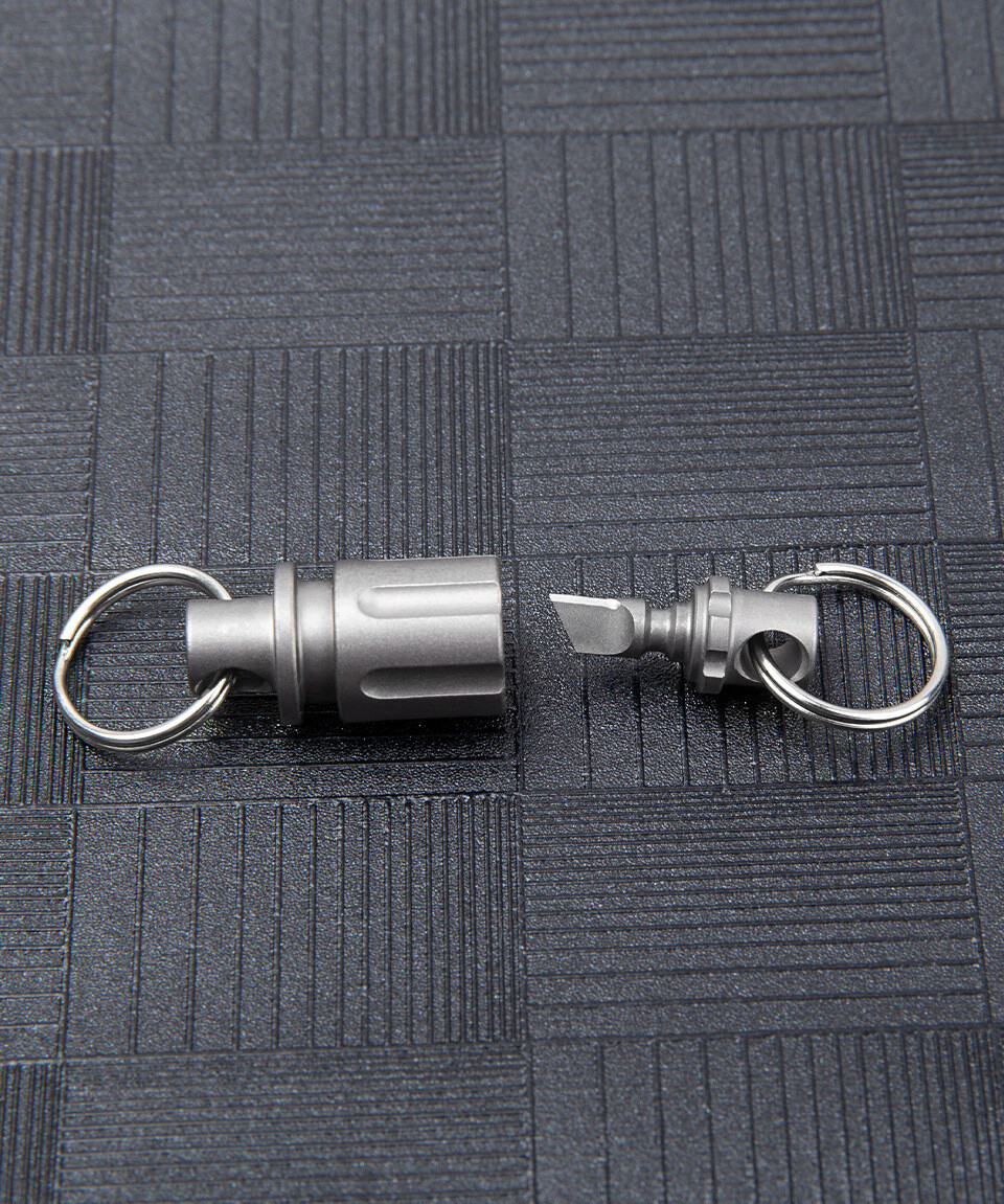 Titanium Quick Release Swivel Keychain Pull Apart Detachable Car Key Holder