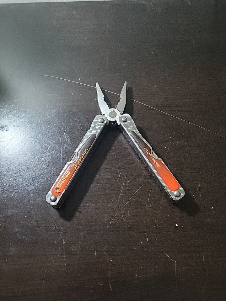 Sheffield Stainless Steel Multi Tool – No 1200