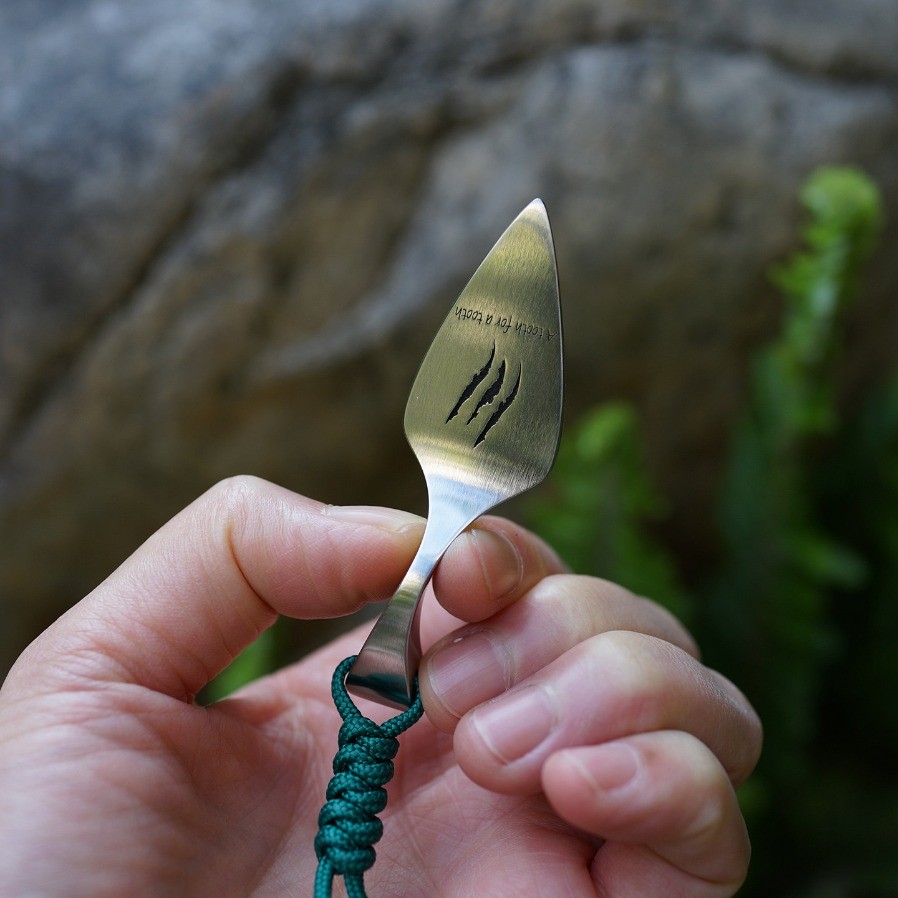 Z-WEAR Powder Steel EDC Shovel Compact Survival Multi Tool Toy – Hand forging
