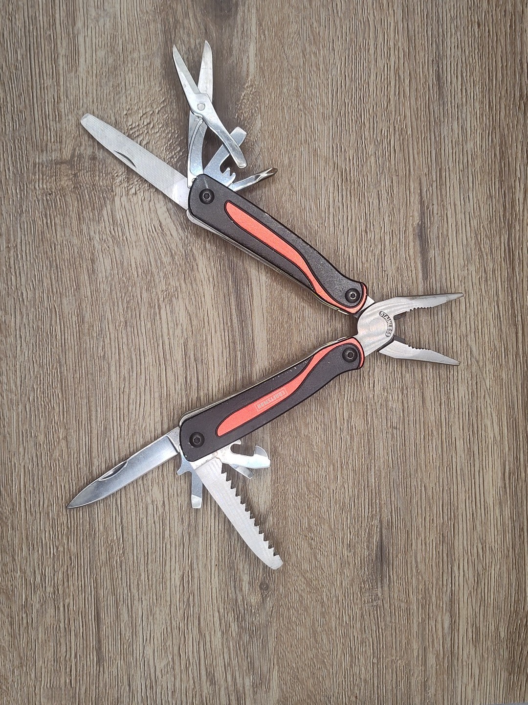 CRAFTSMAN Multi Tool, 14-in-1 CMHT43998 Red
