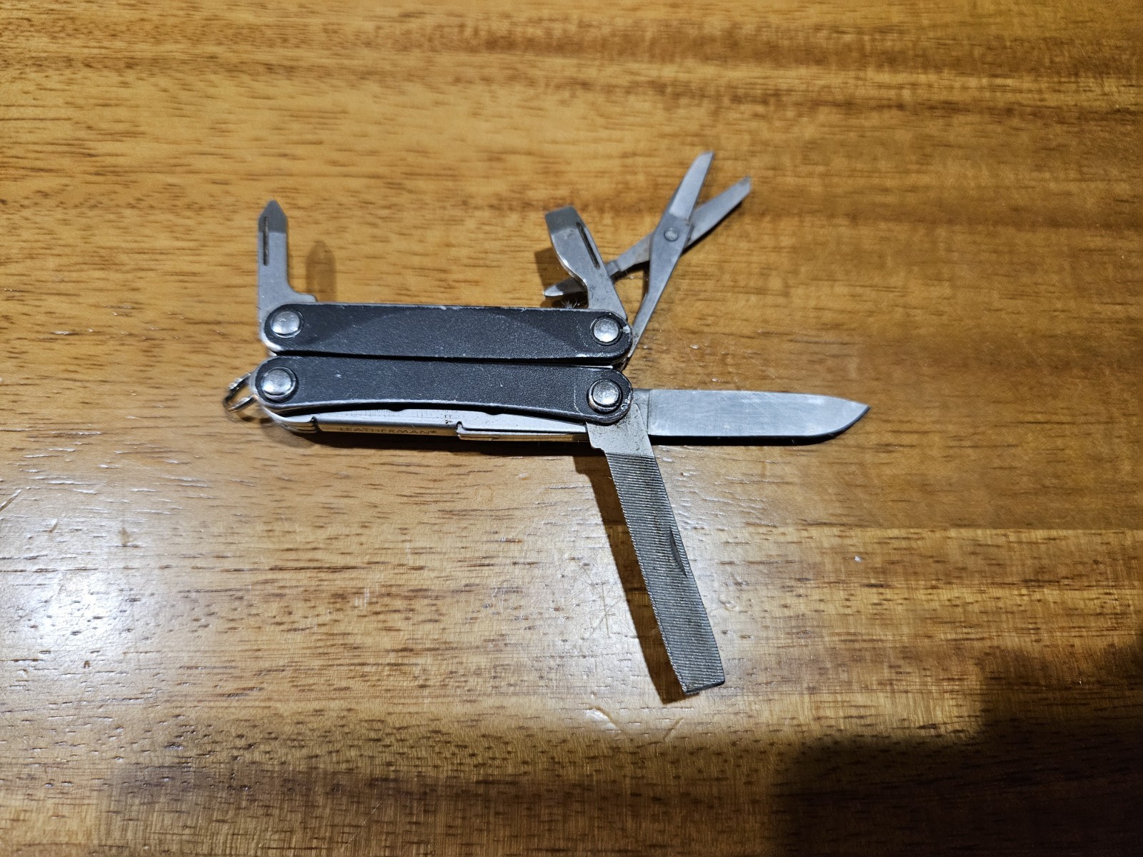 Leatherman SQUIRT ES4 electrician’s multitool black super rare discontinued