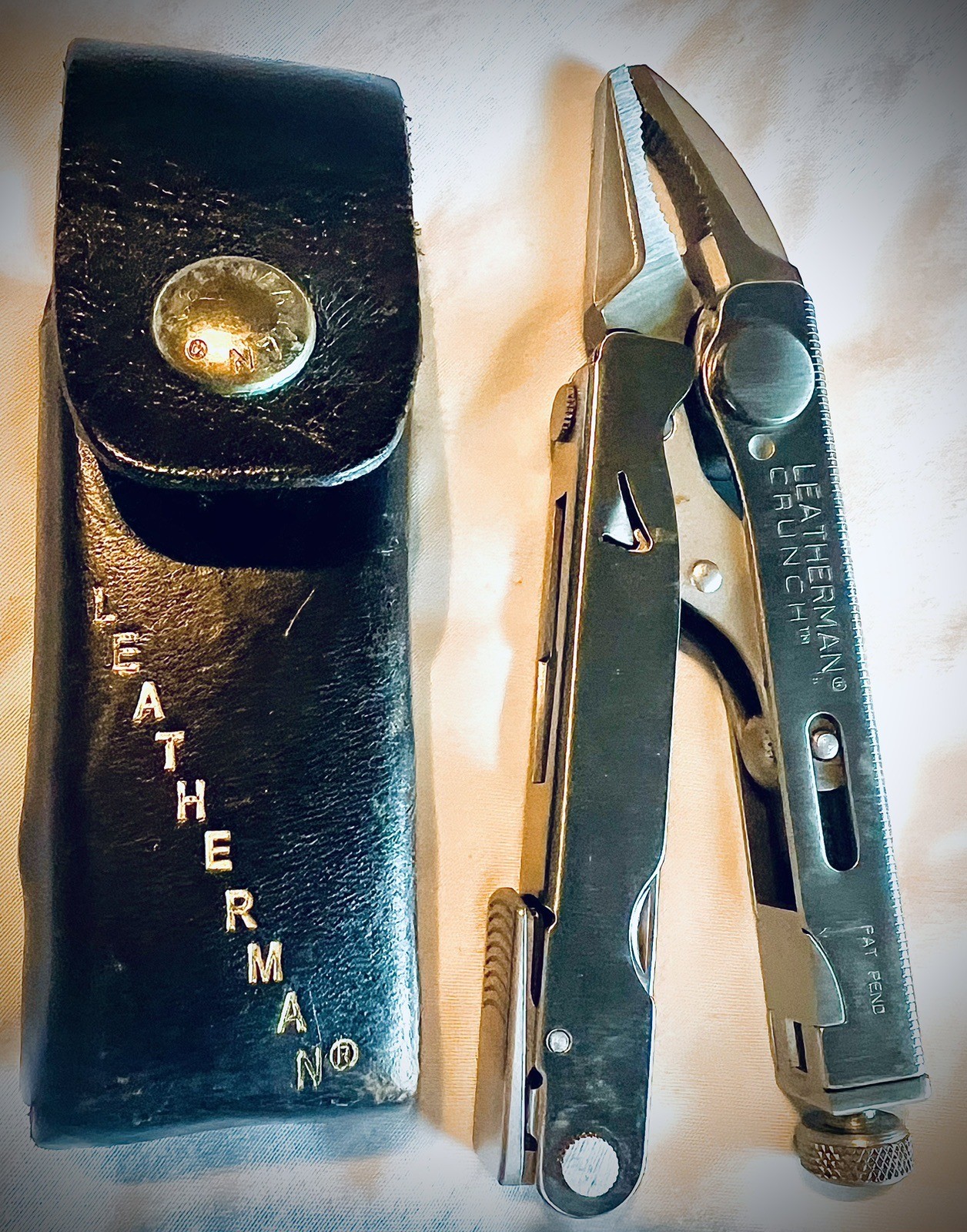 Leatherman Crunch Multi-Tool PAT PEND 12/99 W/ Original Leather Sheath RARE USA