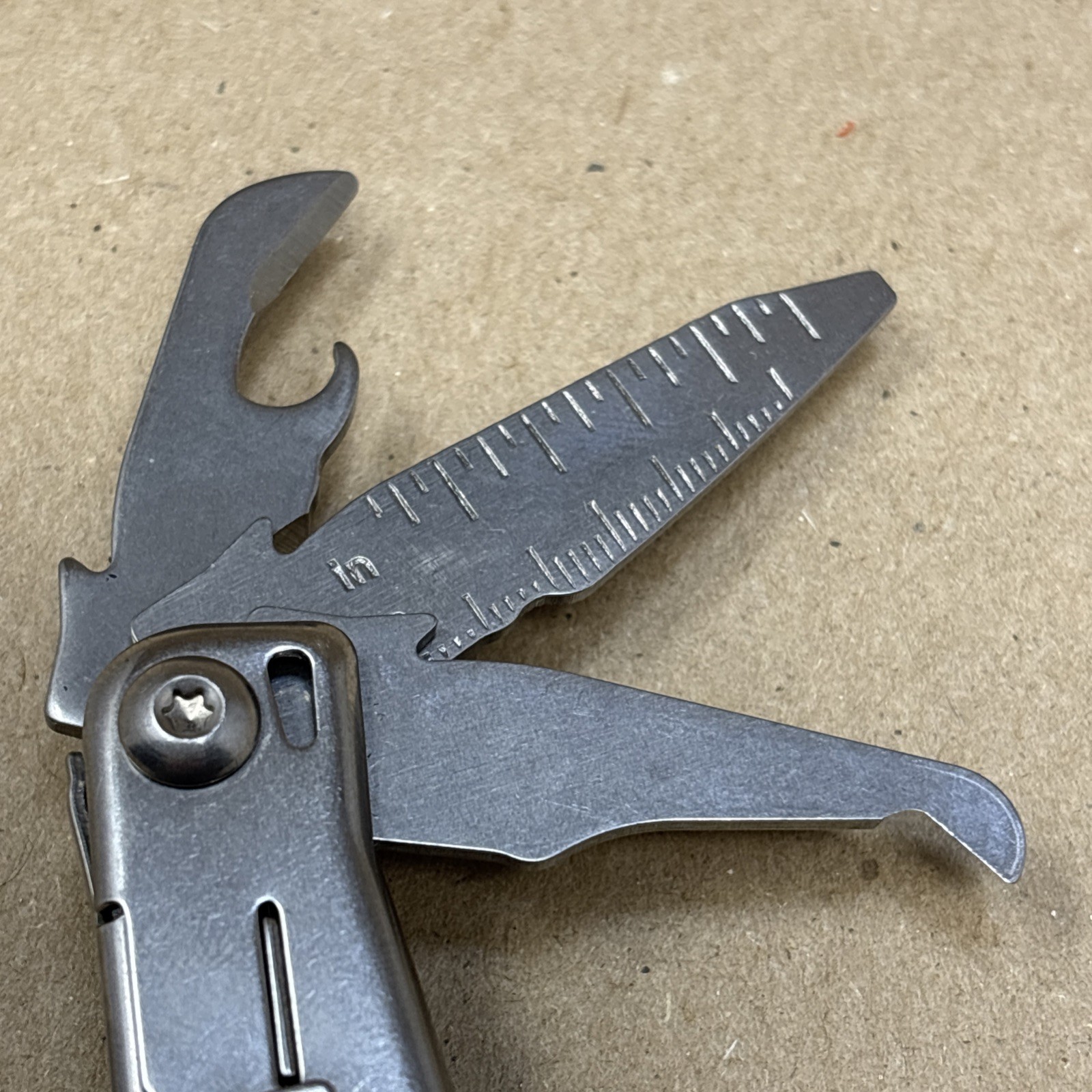 Leatherman Wingman multi-tool with pocket clip USA Company Logo Thinkbank.com
