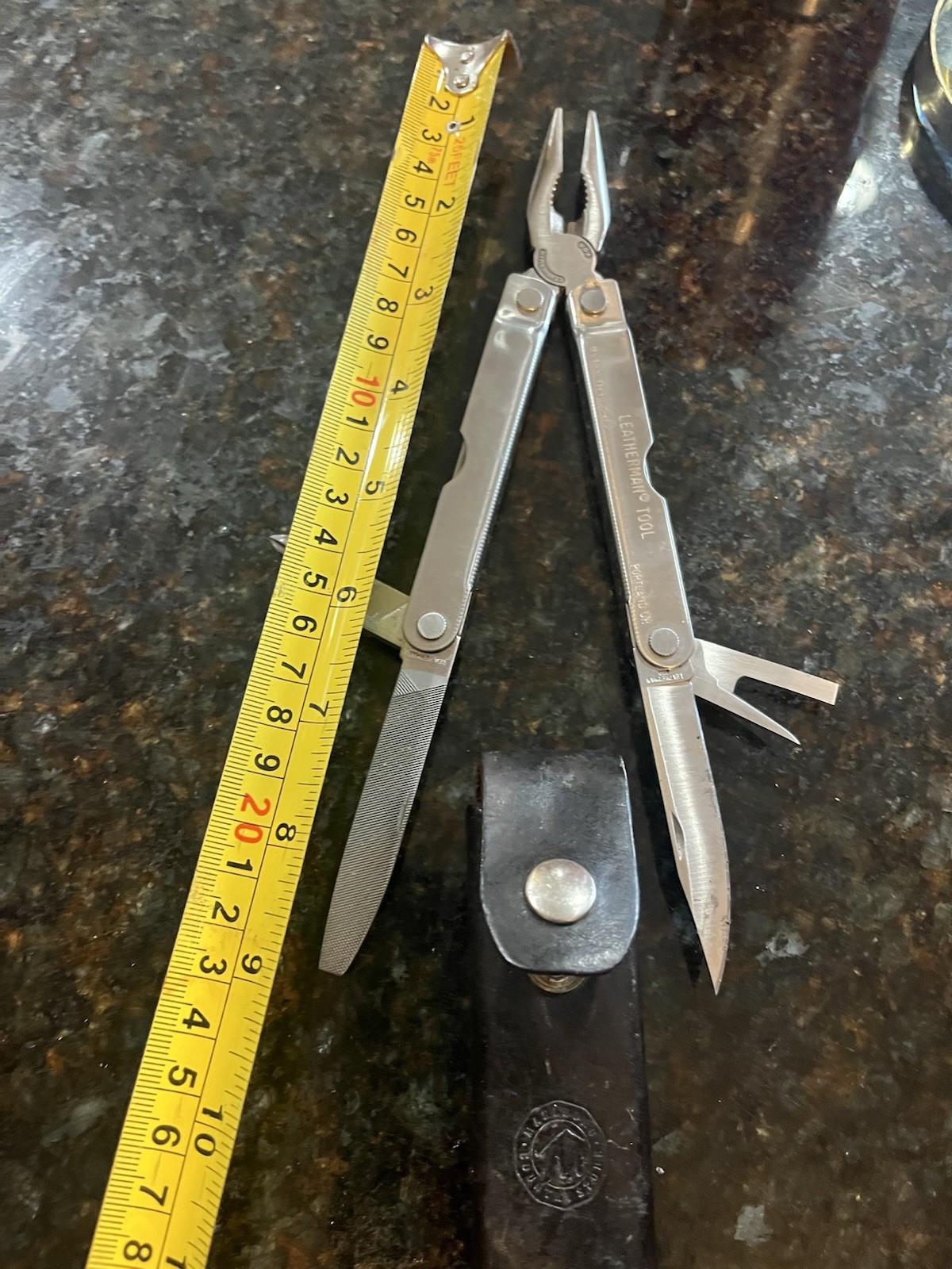 Vintage Marlboro Country Store Leatherman Multi-Tool W/ Black Leather Case