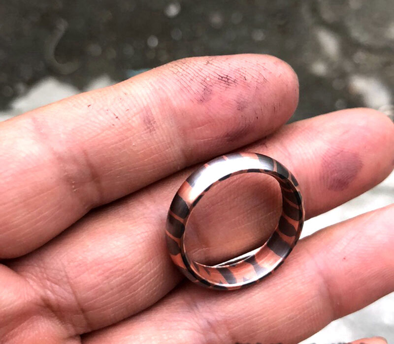Hot Solid Superconductor Round Finger Ring Cool Necklace Pendant Bead Decorative