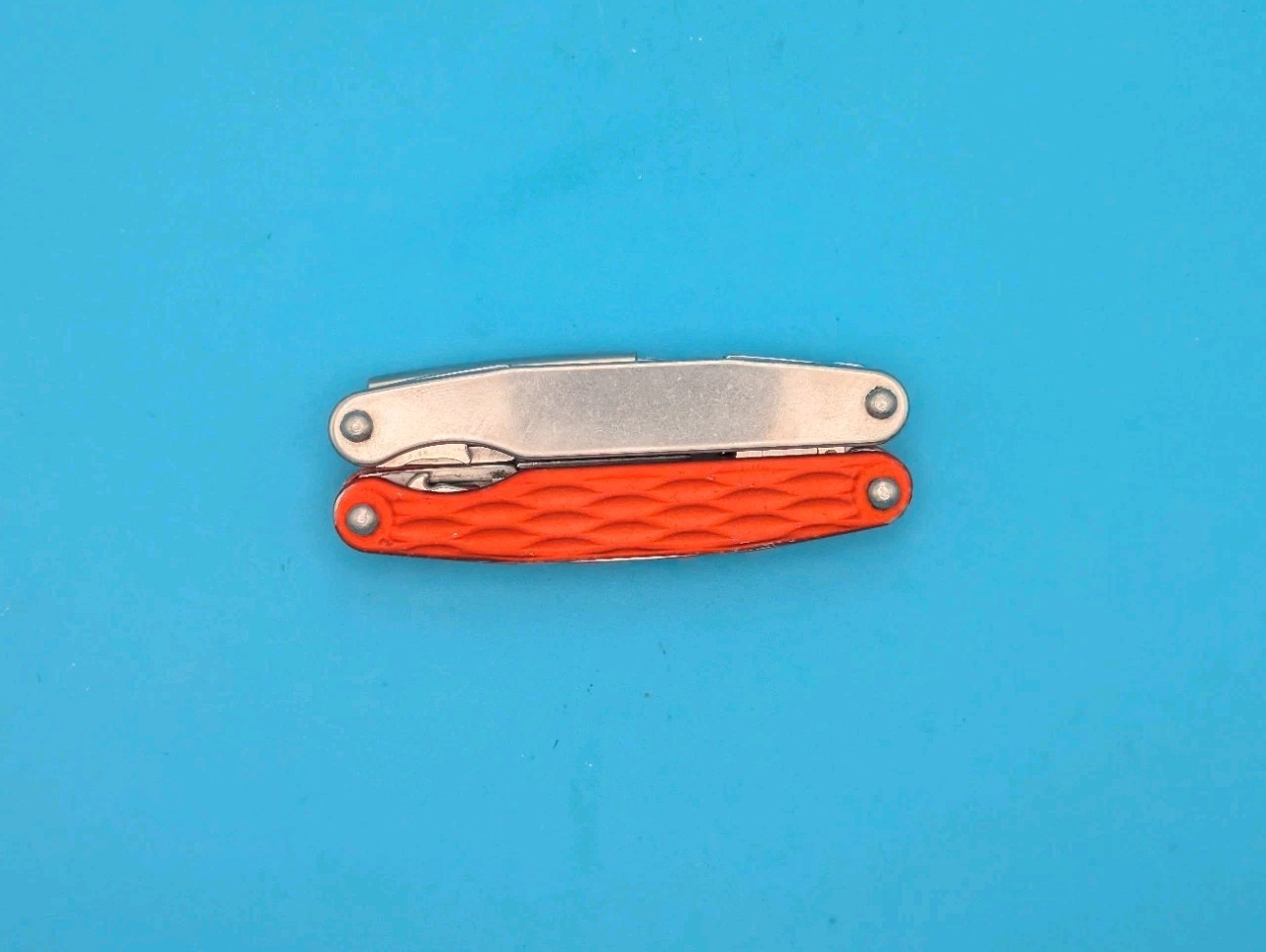 Leatherman Juice S2 Multi Tool! RETIRED!