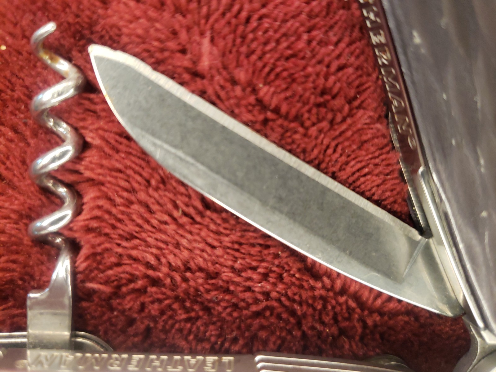 Leatherman Juice C2 Gray Multi-tool NE Carpenters print