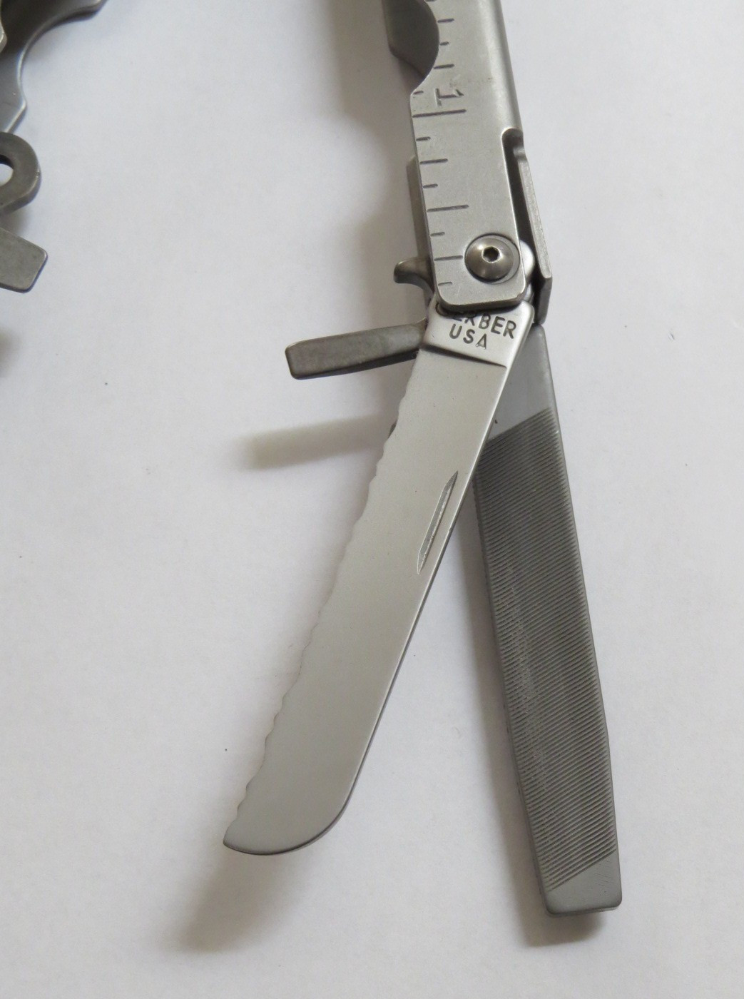 Vintage Stainless Gerber MP600 Blunt Nose Multi Plier Folding Tool No Plastic