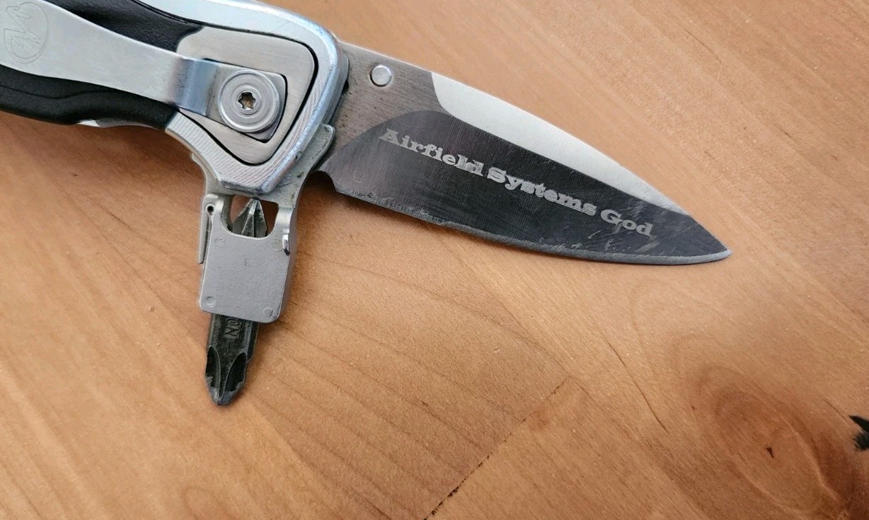 RARE Discontinued Leatherman E306X Knife Bit Holder Driver Caribiner Bottle U27