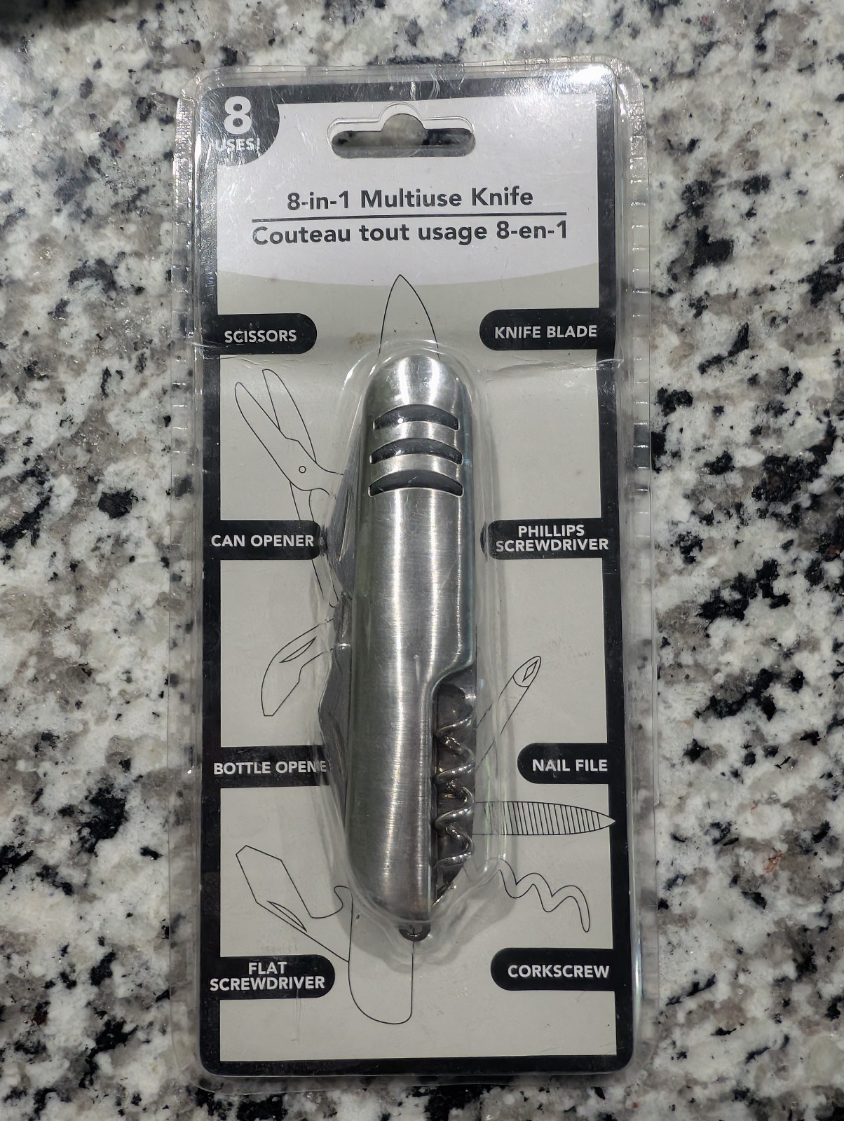8 n 1 Multiuse Knofe Tool