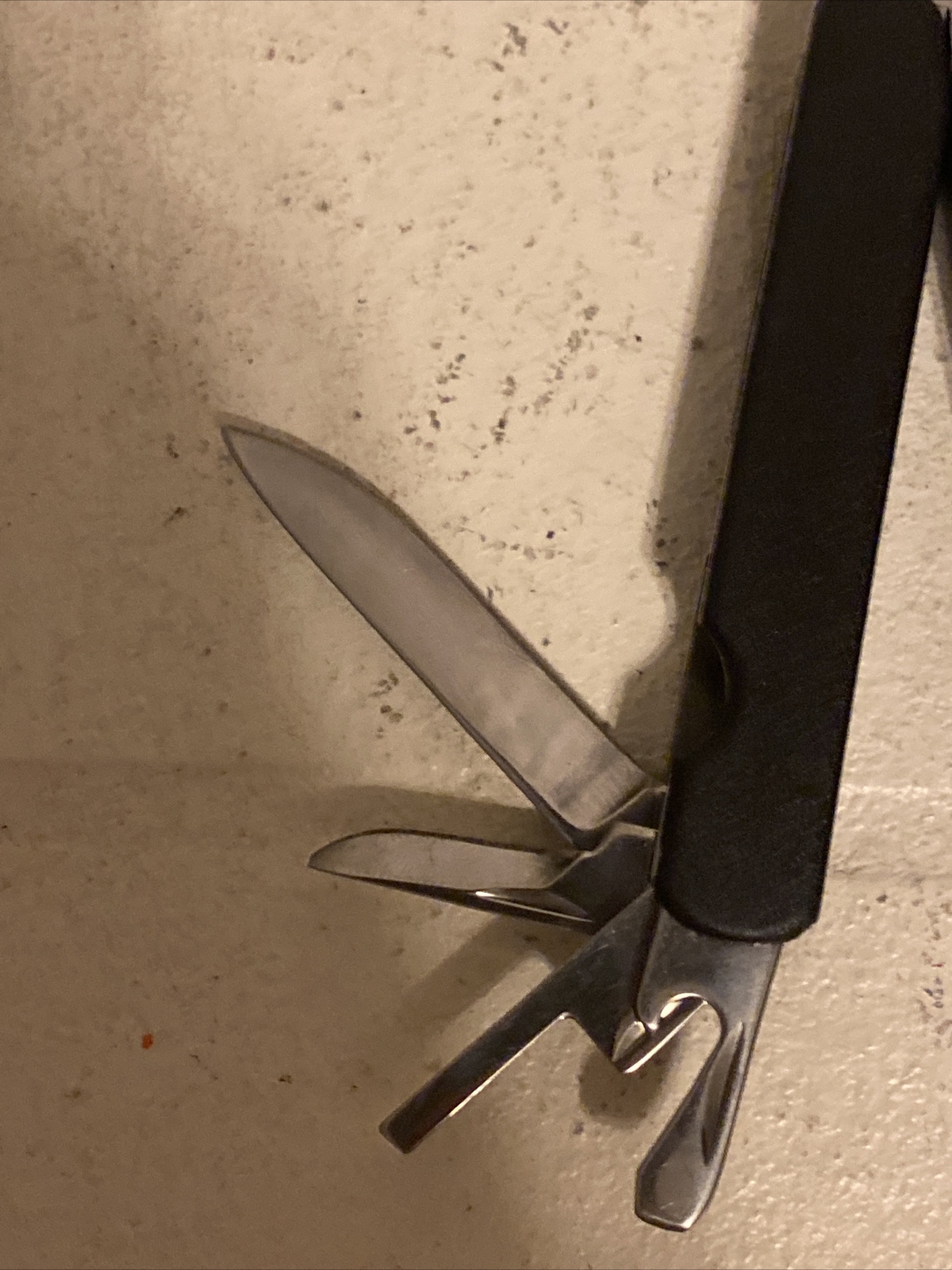 ALLTRADE MULTI-TOOL POCKET KNIFE!