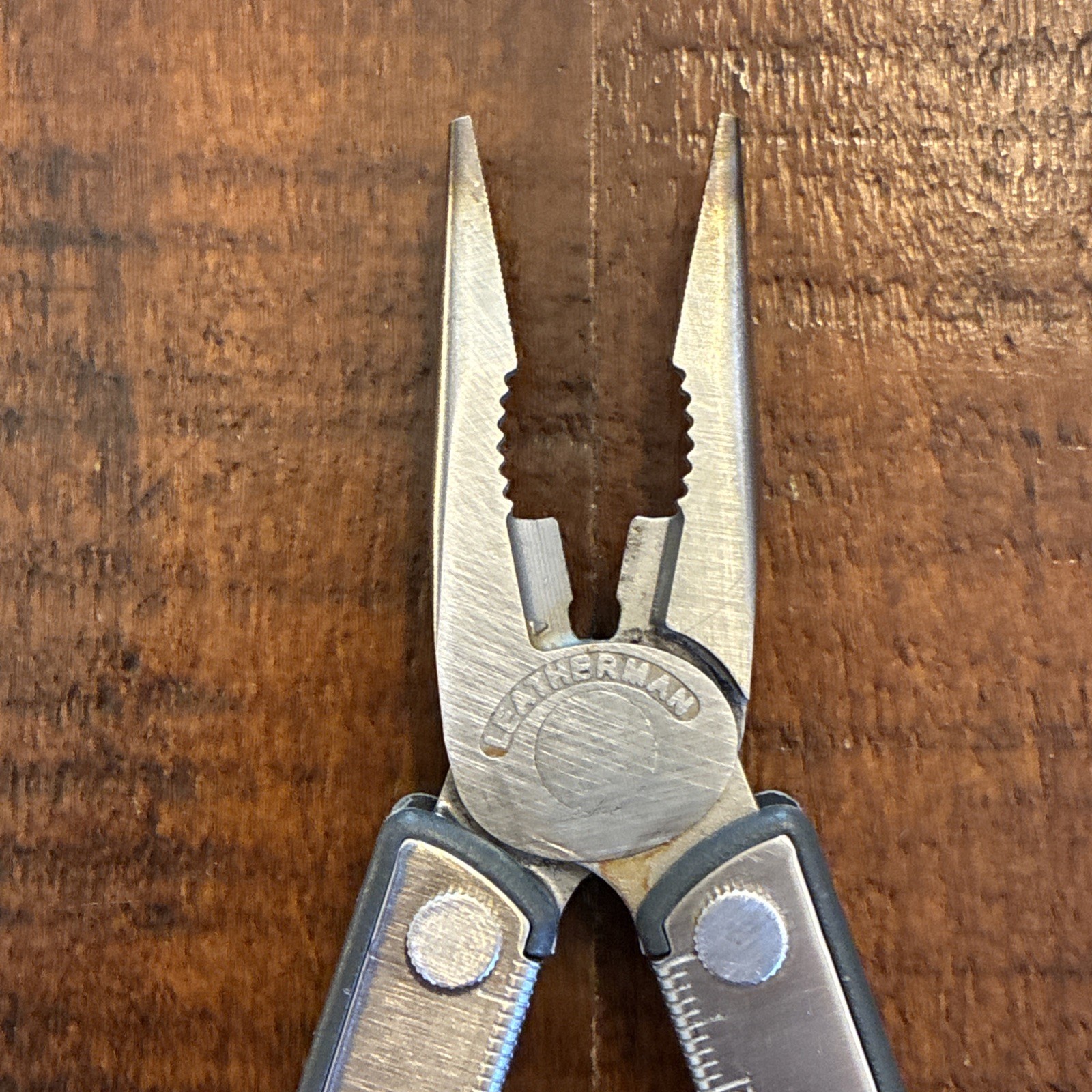 Leatherman Kick Date Code 02/06 – Very Good